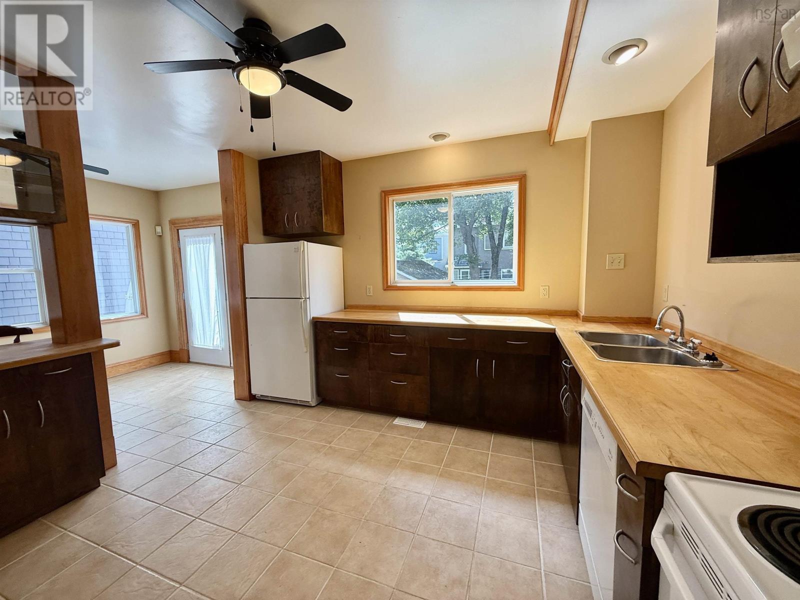6312 Chebucto Road, Halifax, Nova Scotia  B3L 1K8 - Photo 33 - 202620840