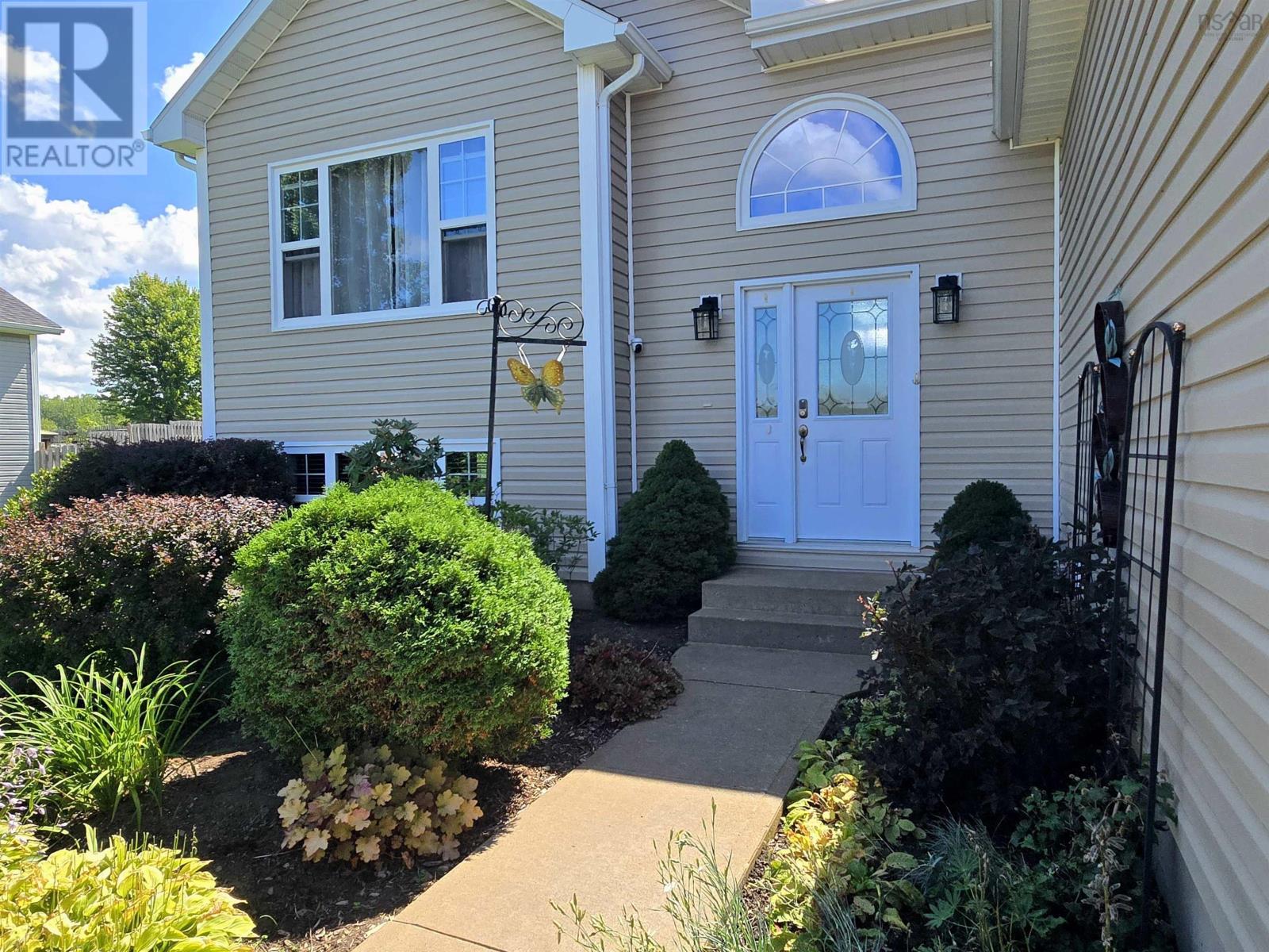 32 Terra Nova Drive, Greenwood, Nova Scotia  B0P 1R0 - Photo 2 - 202621164