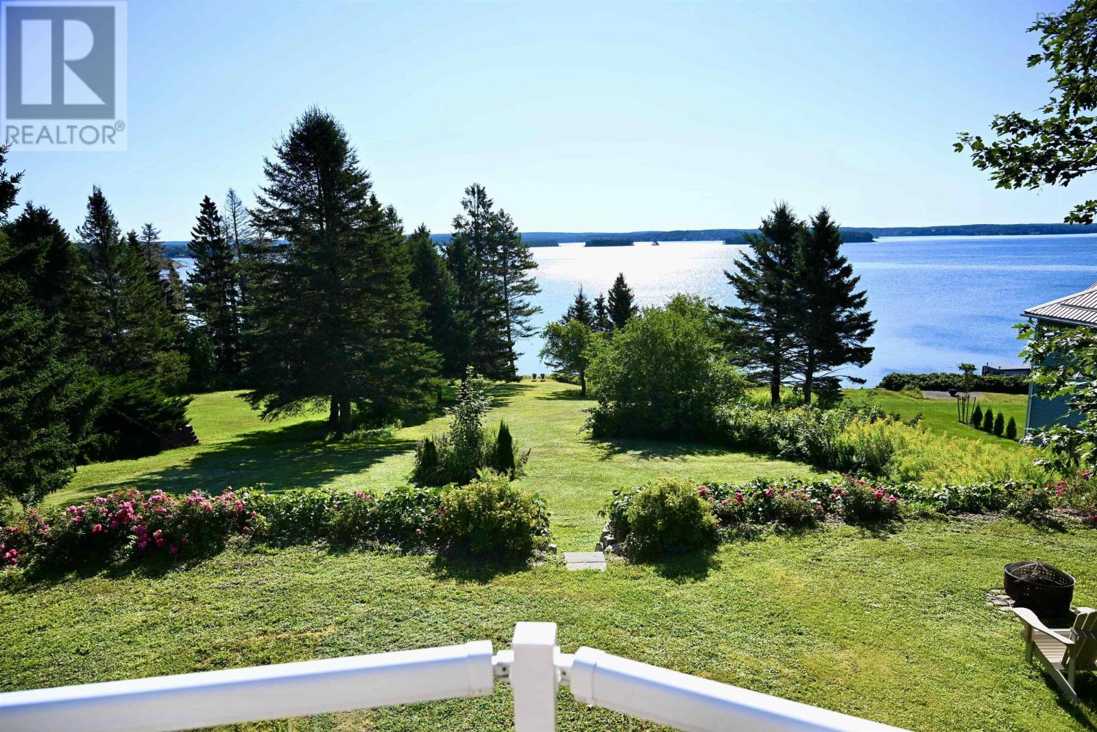 20 Lennox Road, Black Point, Nova Scotia  B0J 1T0 - Photo 3 - 202621175