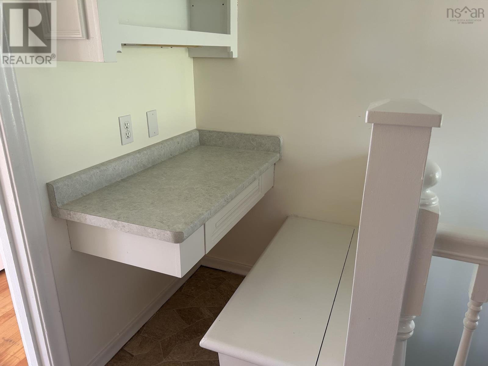 176 Green Street, Lunenburg, Nova Scotia  B0J 2C0 - Photo 11 - 202621178