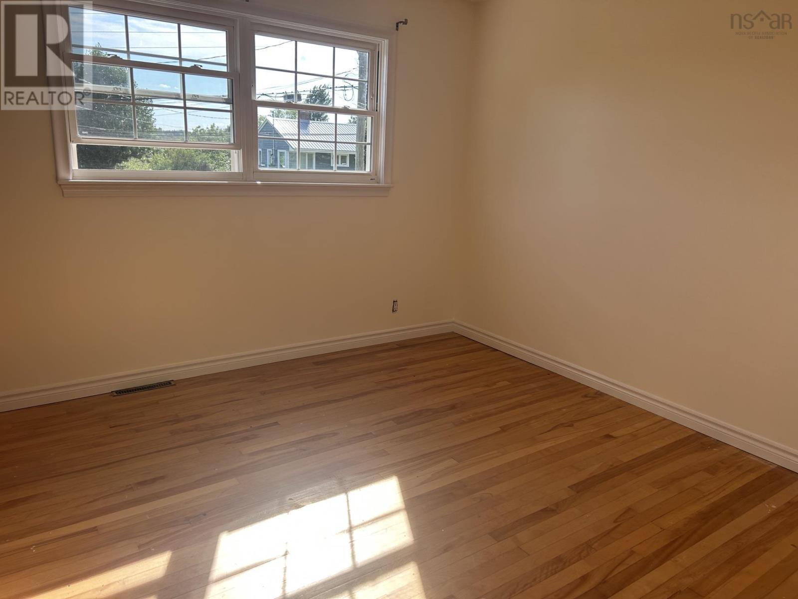 176 Green Street, Lunenburg, Nova Scotia  B0J 2C0 - Photo 19 - 202621178