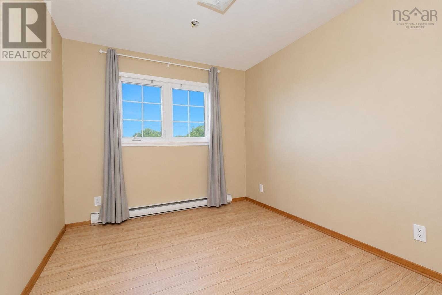 46 Row Street, Glace Bay, Nova Scotia  B1A 4T7 - Photo 14 - 202621183