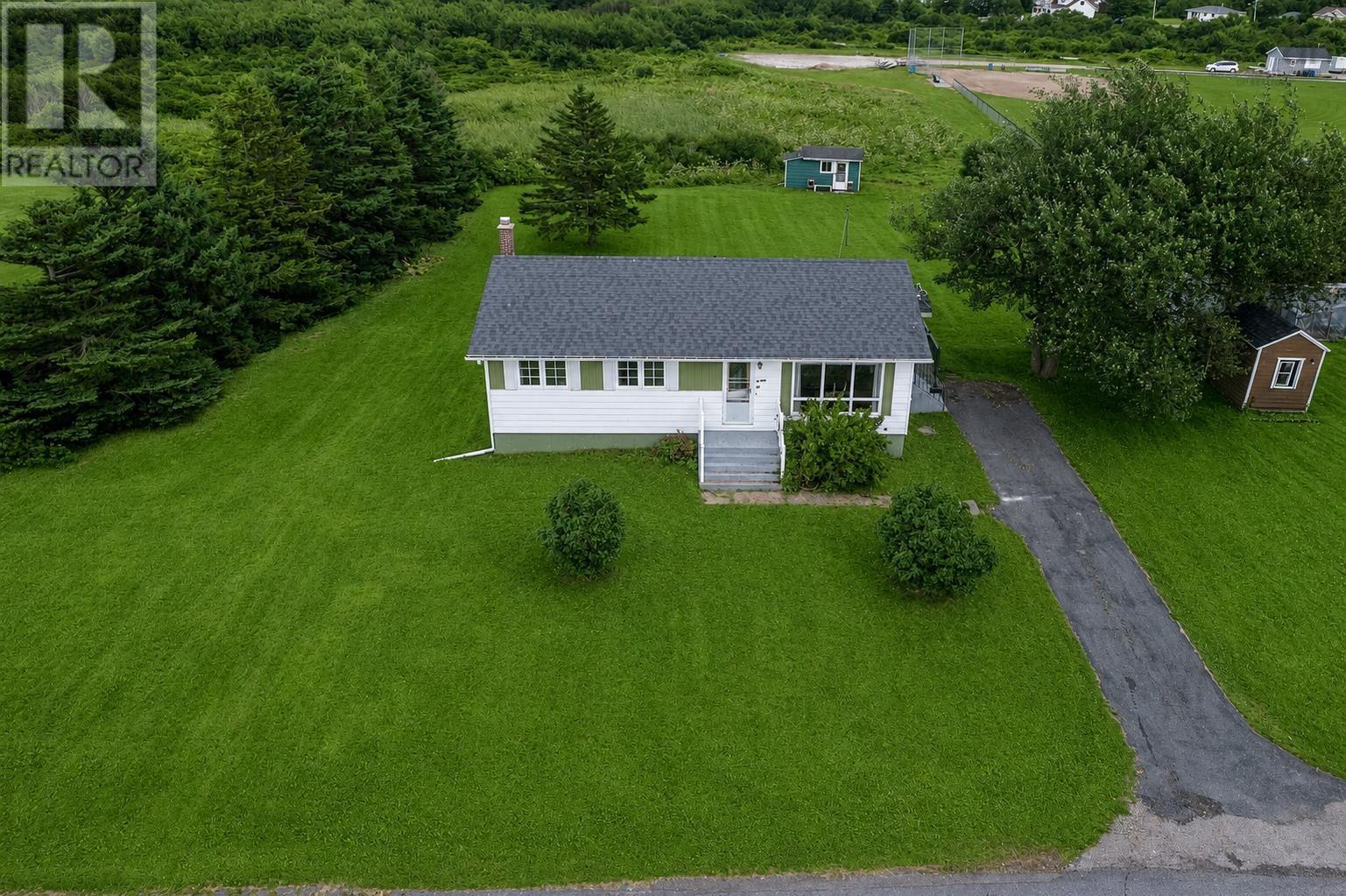 46 Row Street, Glace Bay, Nova Scotia  B1A 4T7 - Photo 32 - 202621183