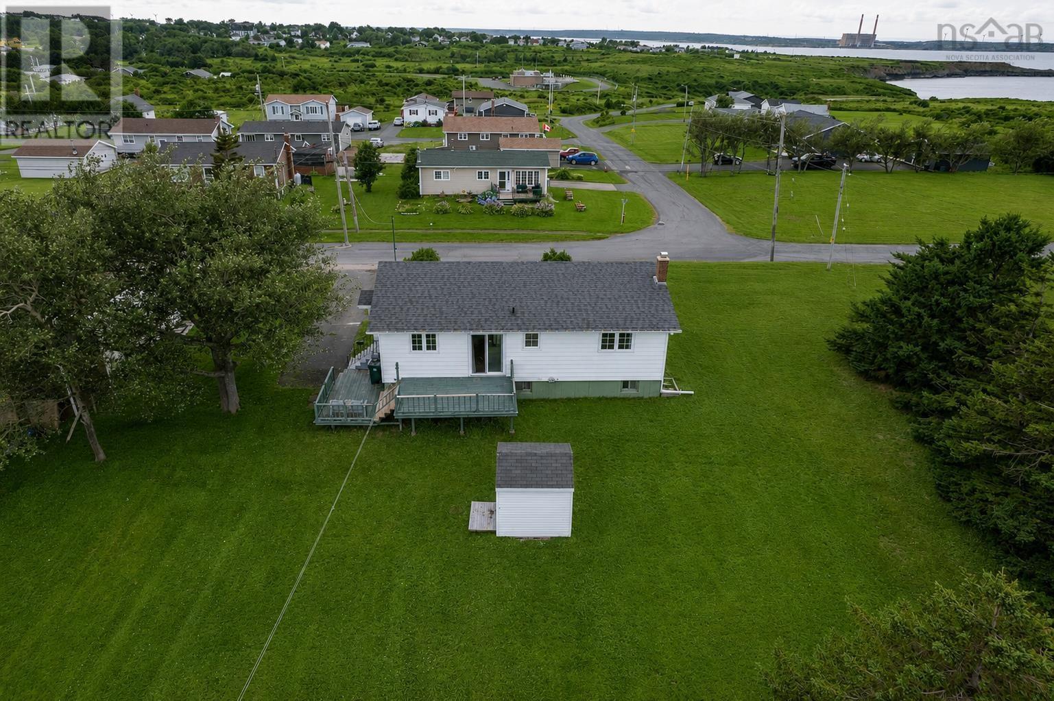 46 Row Street, Glace Bay, Nova Scotia  B1A 4T7 - Photo 33 - 202621183