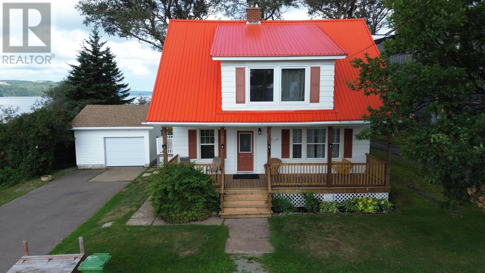 1 Philpott Street, Port Hawkesbury, Nova Scotia  B9A 2G7 - Photo 2 - 202621194