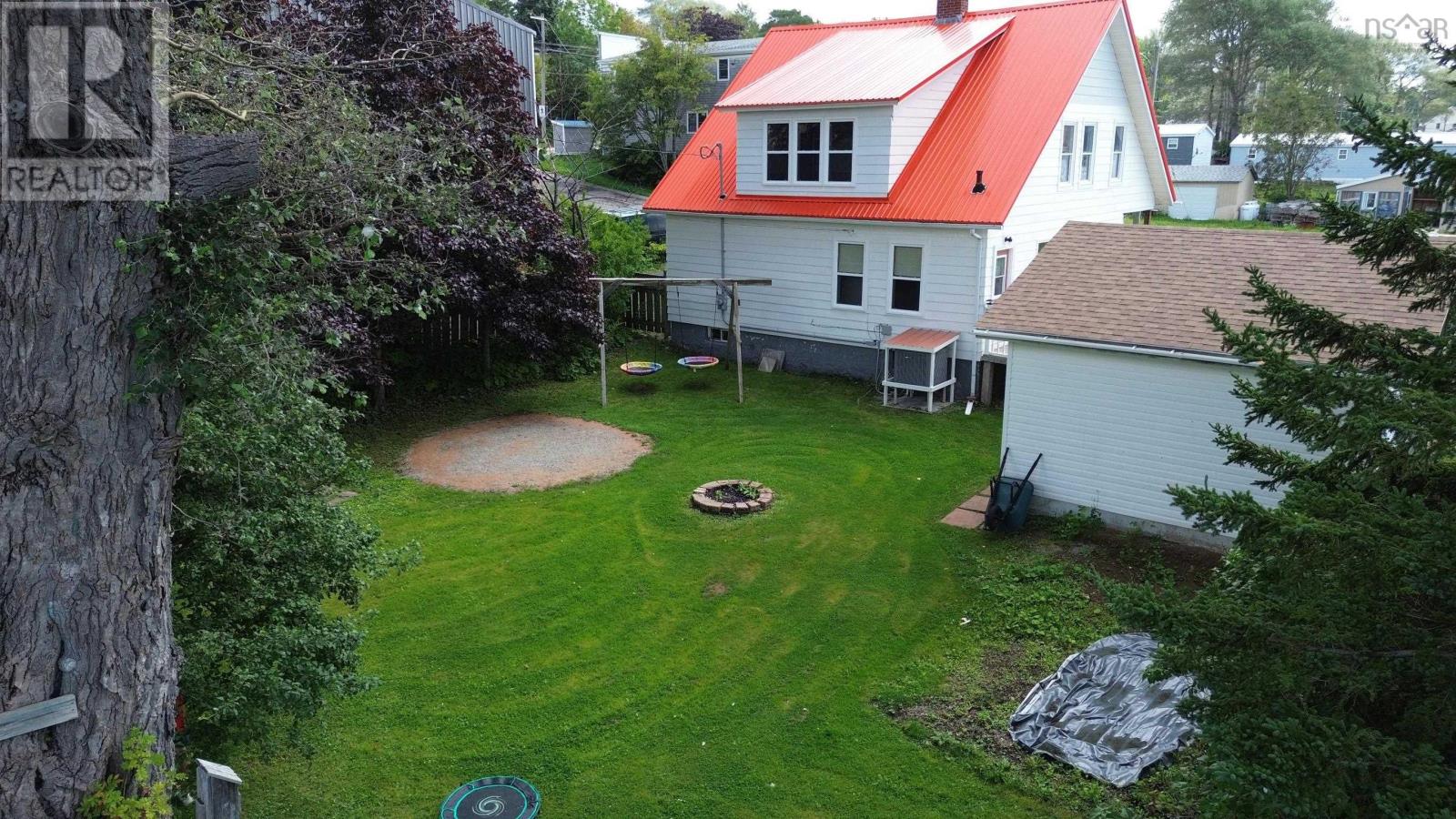 1 Philpott Street, Port Hawkesbury, Nova Scotia  B9A 2G7 - Photo 7 - 202621194