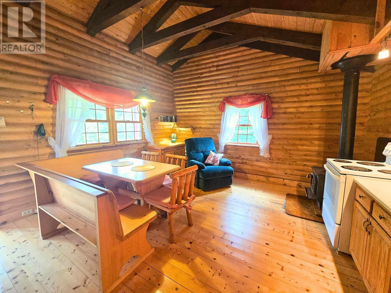 21 Lakefront Drive, Loch Lomond, Nova Scotia  B2E 1B3 - Photo 10 - 202621356