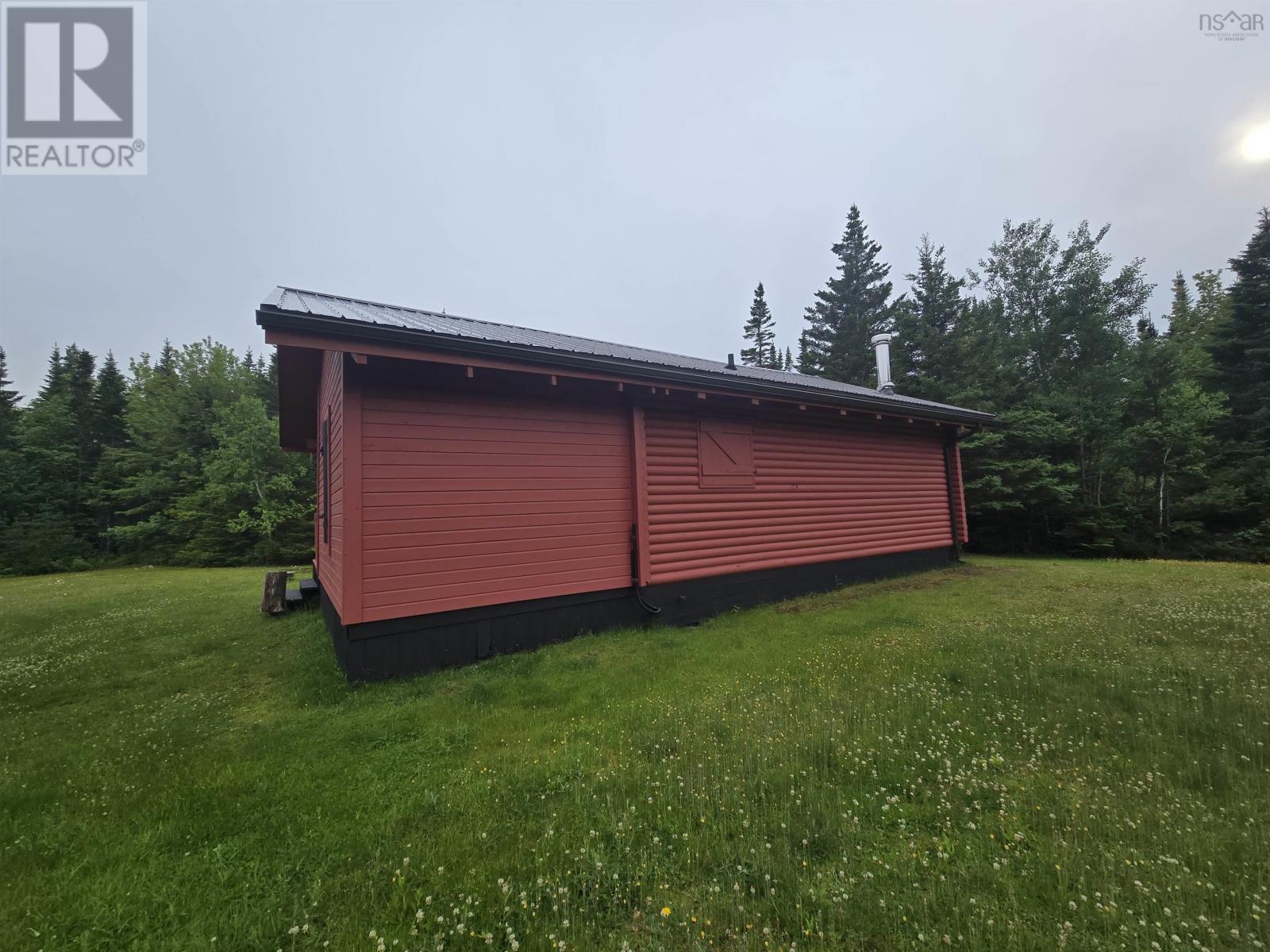 21 Lakefront Drive, Loch Lomond, Nova Scotia  B2E 1B3 - Photo 19 - 202621356