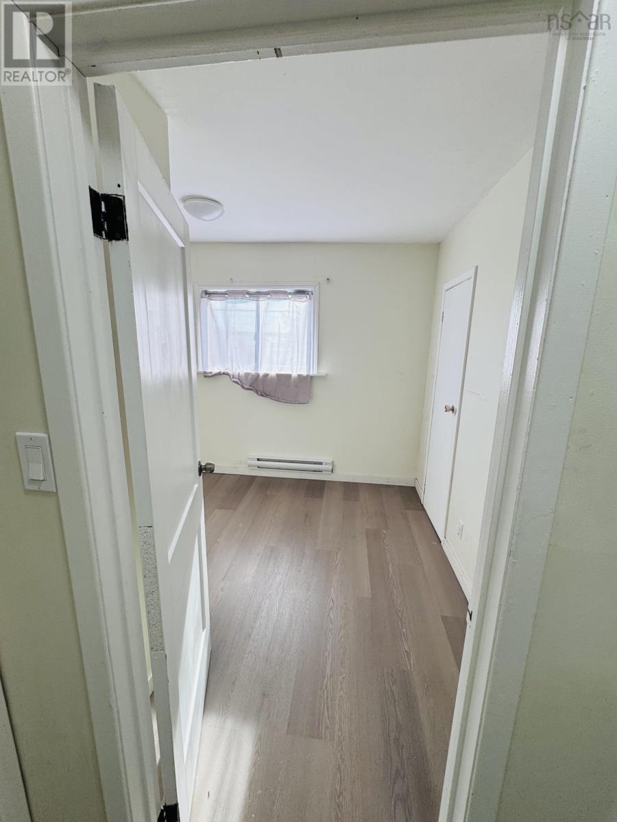 266-268 Lingan Road, Whitney Pier, Nova Scotia  B1N 1W1 - Photo 13 - 202621557