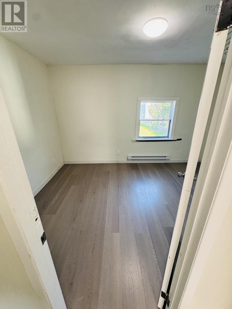 266-268 Lingan Road, Whitney Pier, Nova Scotia  B1N 1W1 - Photo 16 - 202621557