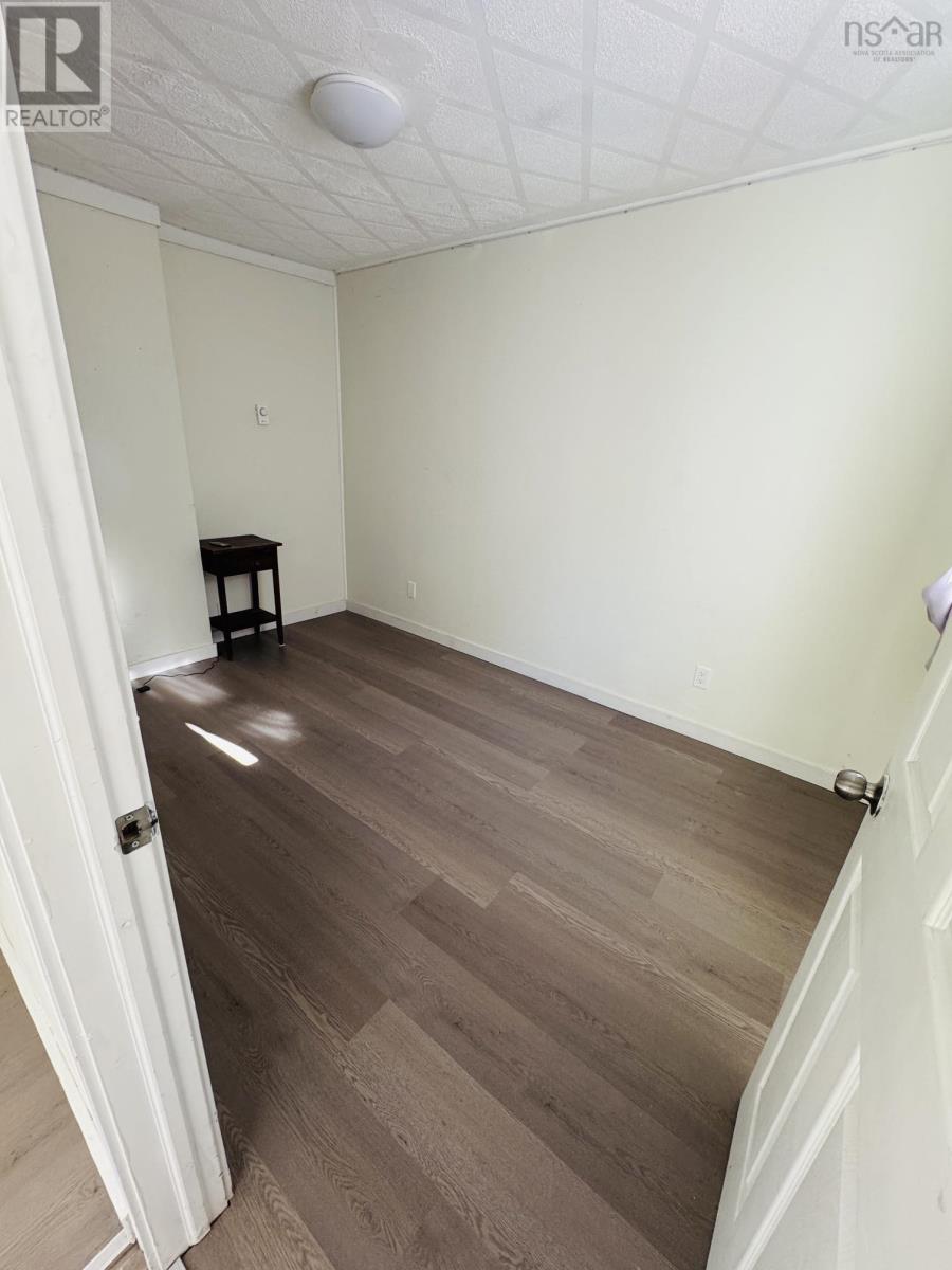 266-268 Lingan Road, Whitney Pier, Nova Scotia  B1N 1W1 - Photo 4 - 202621557