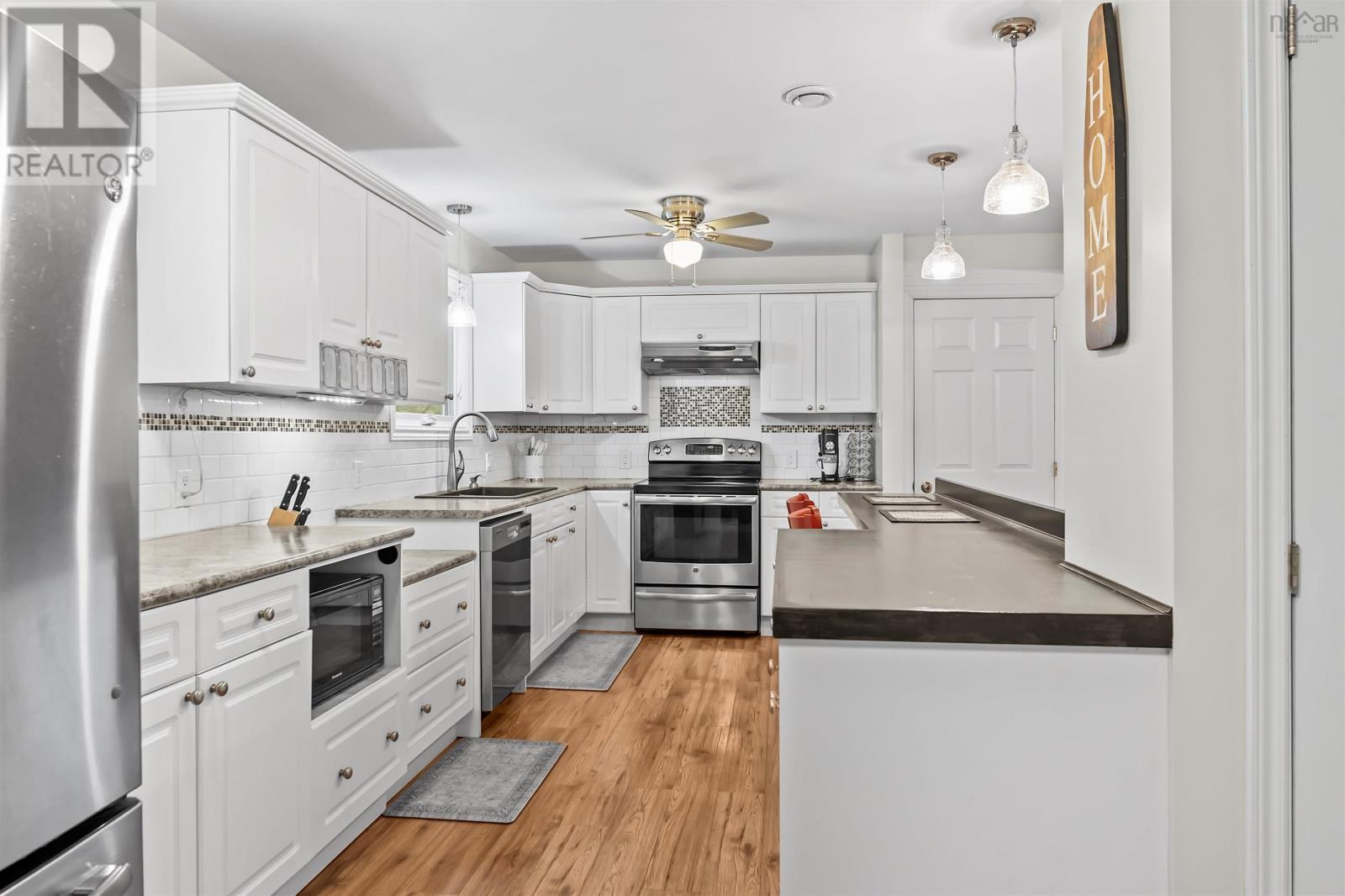 21 Cathy Road, Brookside, Nova Scotia  B3T 2L2 - Photo 12 - 202621566