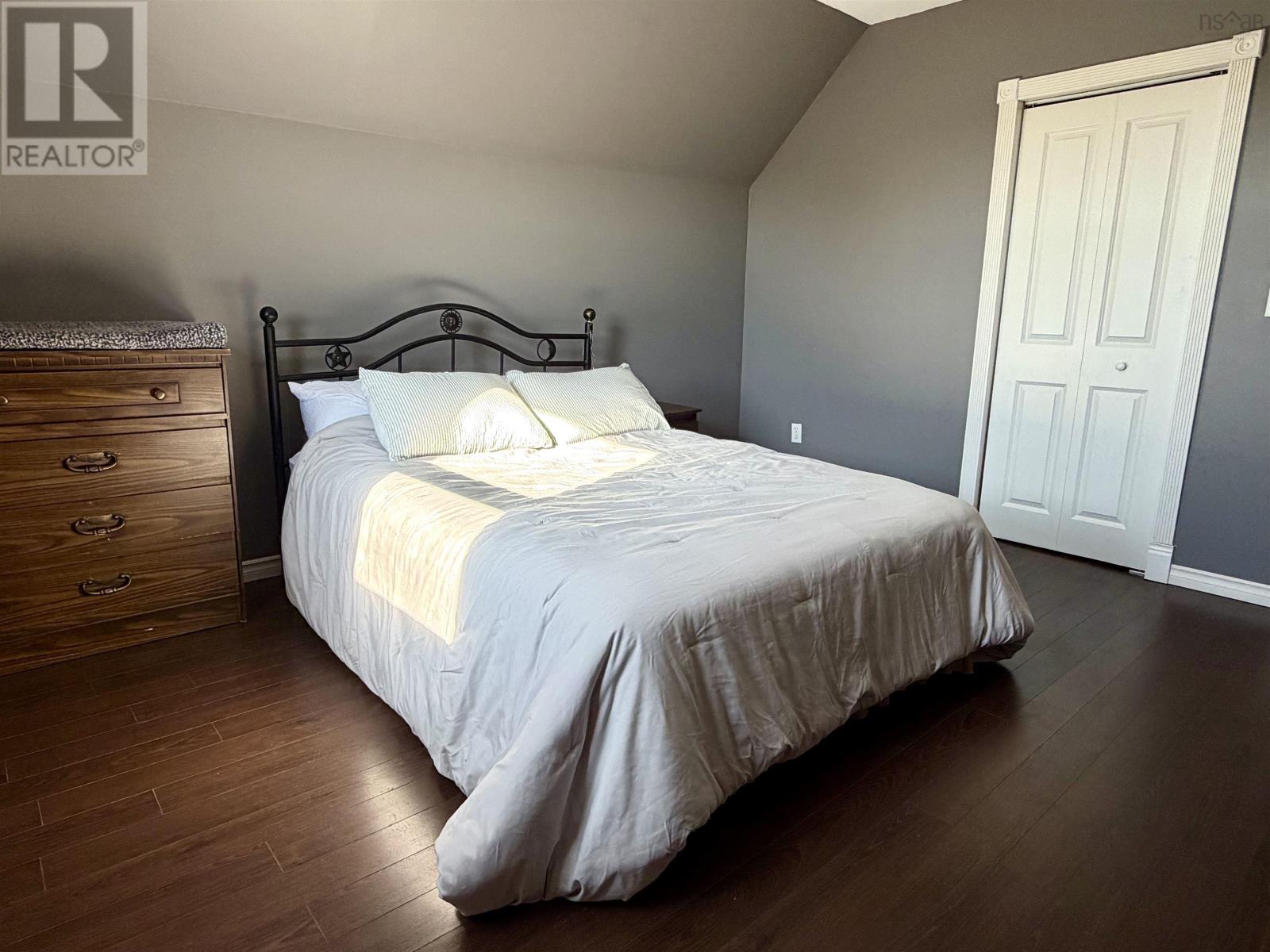 402 Neville Street, Reserve, Nova Scotia  B1E 1G5 - Photo 19 - 202621572
