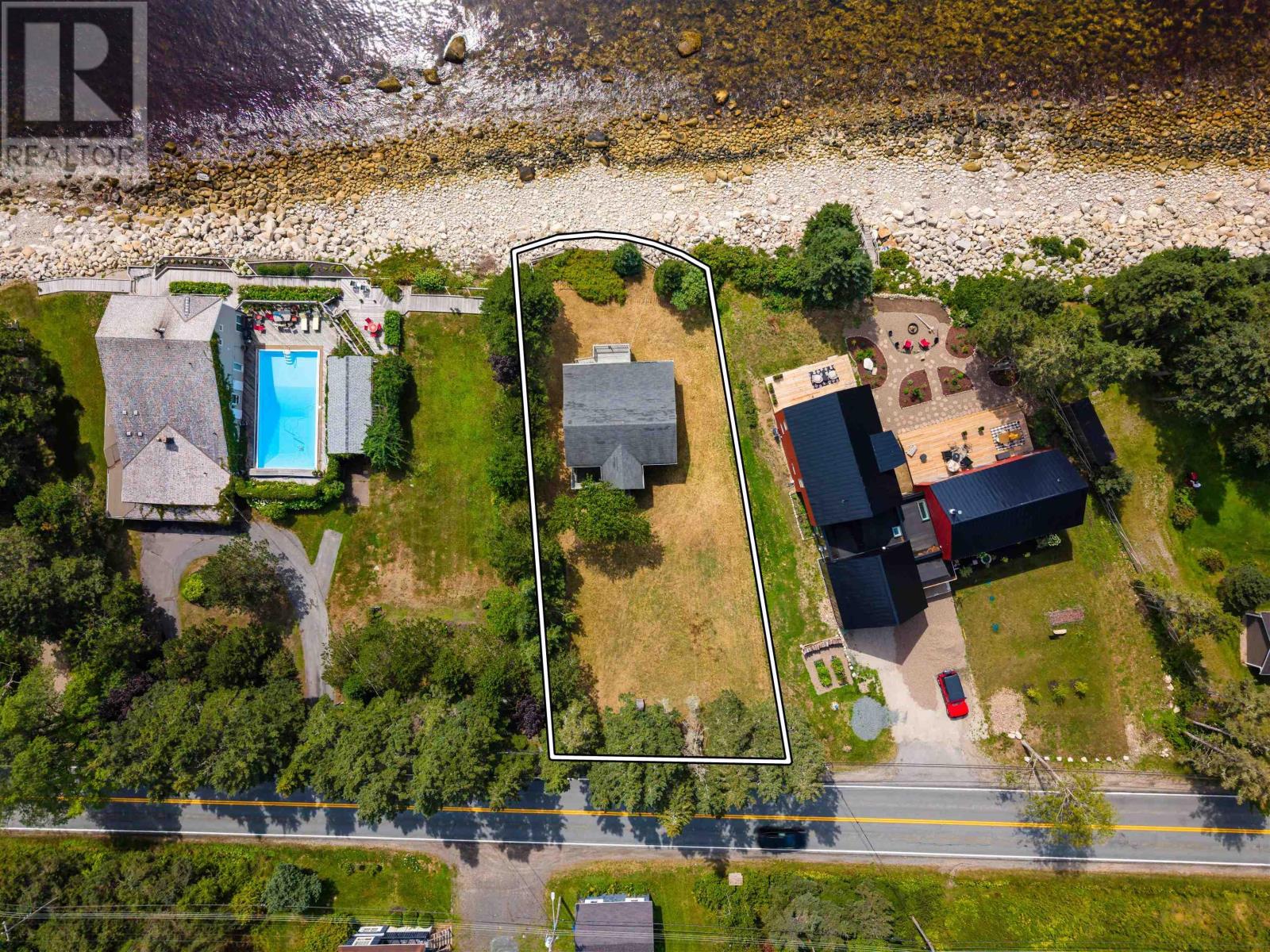 9136 St Margarets Bay Road, Queensland, Nova Scotia  B0J 1T0 - Photo 2 - 202621571