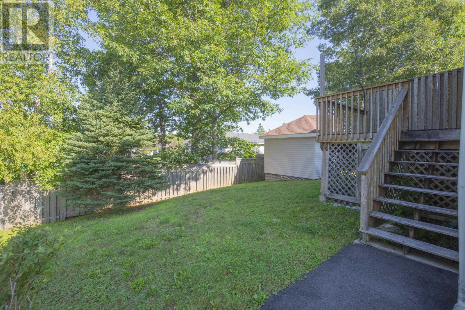 27 Willowbend Court, Bridgewater, Nova Scotia  B4V 3V9 - Photo 2 - 202621579