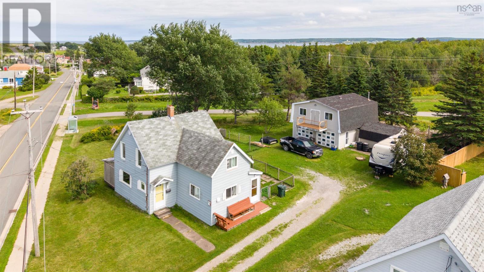 218 Pitt Street, Sydney Mines, Nova Scotia  B1V 1S3 - Photo 14 - 202621581