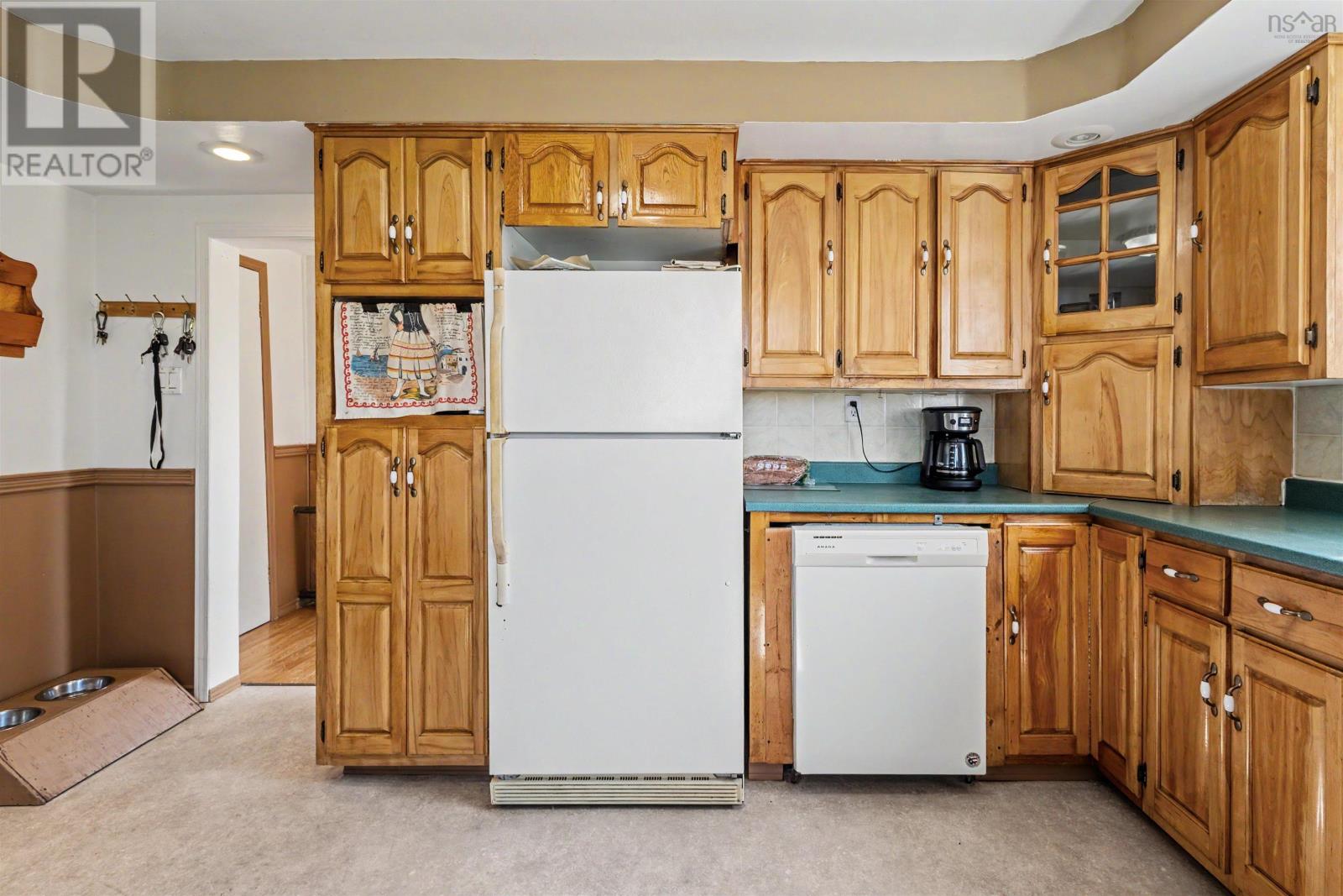 218 Pitt Street, Sydney Mines, Nova Scotia  B1V 1S3 - Photo 15 - 202621581