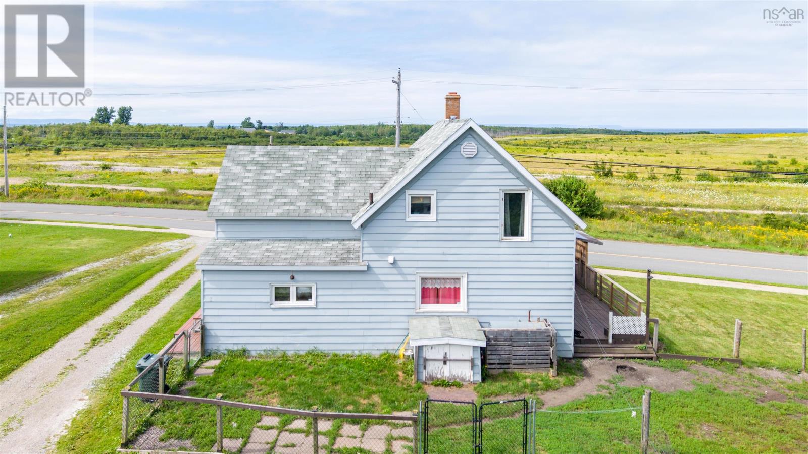 218 Pitt Street, Sydney Mines, Nova Scotia  B1V 1S3 - Photo 6 - 202621581