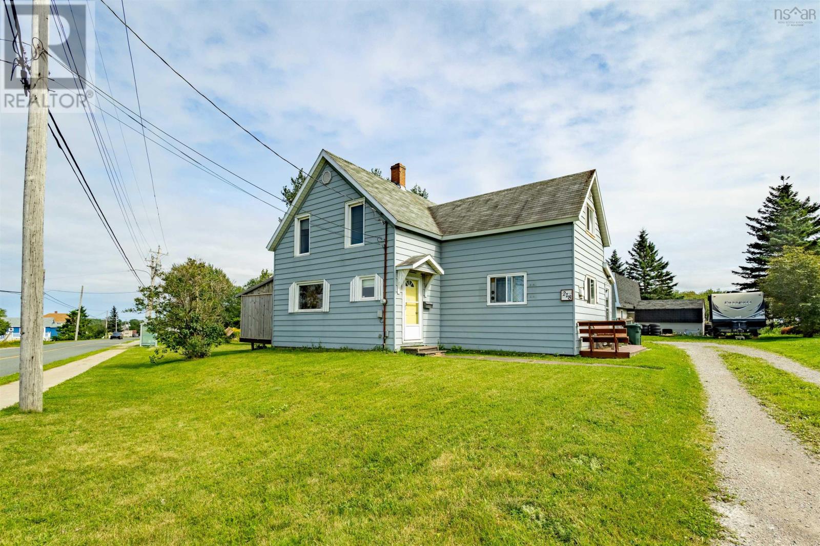 218 Pitt Street, Sydney Mines, Nova Scotia  B1V 1S3 - Photo 9 - 202621581