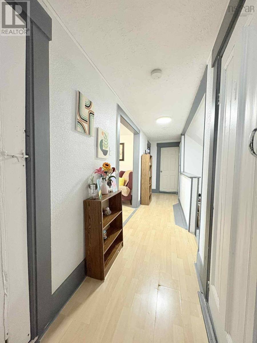 1 Butler Street, Yarmouth, Nova Scotia  B5A 3Y7 - Photo 12 - 202621595