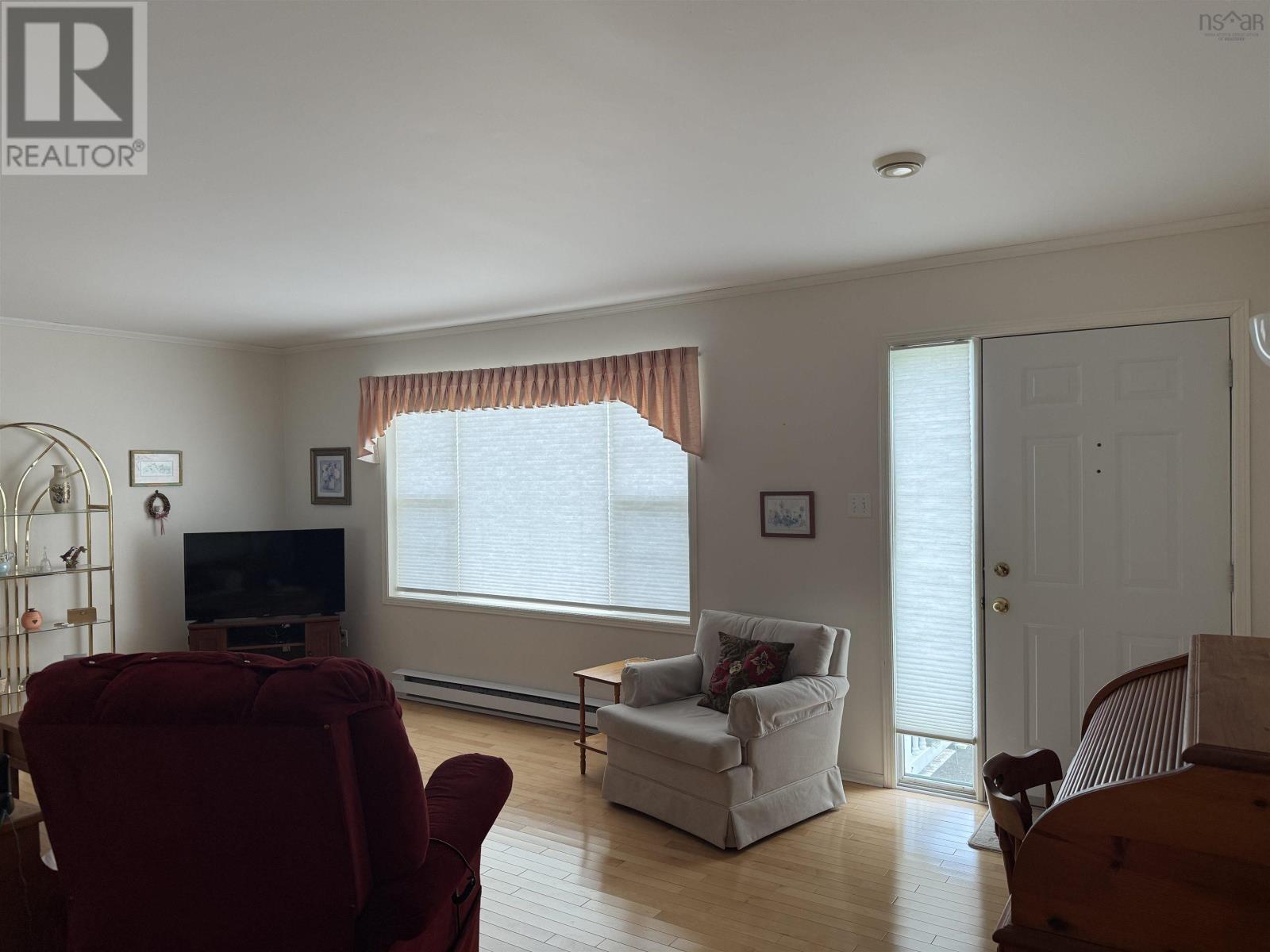 164 Duke Street, Trenton, Nova Scotia  B0K 1X0 - Photo 5 - 202621613