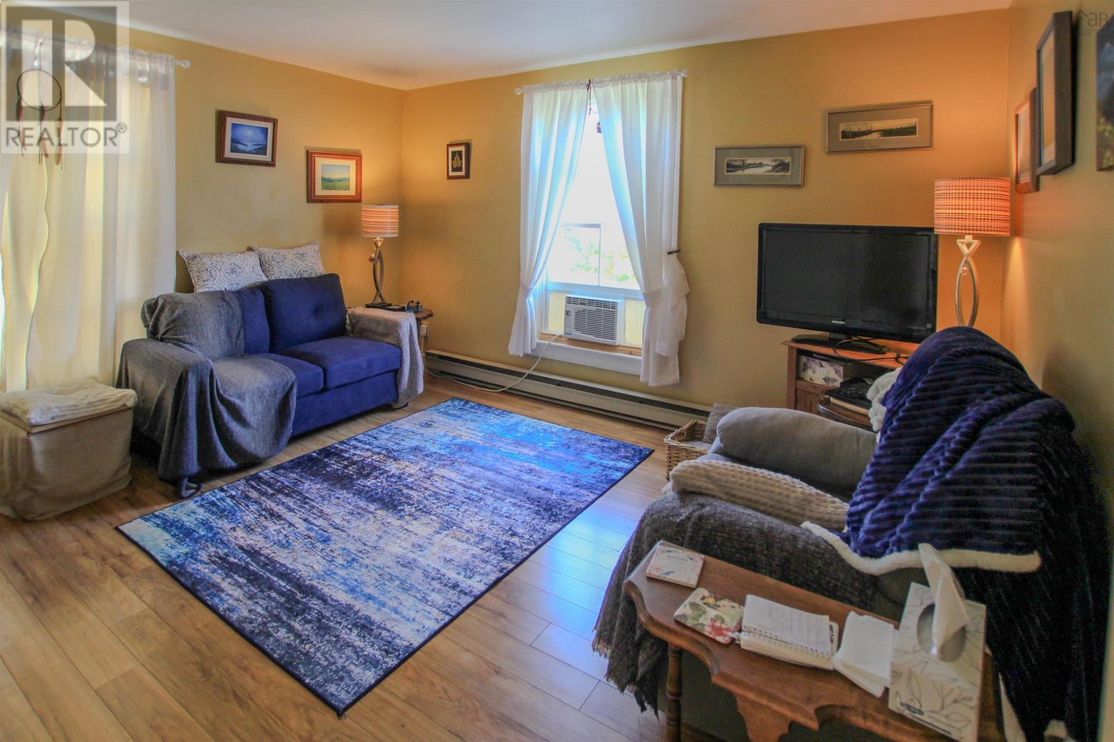 28 St. Andrews Street, Bridgewater, Nova Scotia  B4V 1N8 - Photo 6 - 202621817