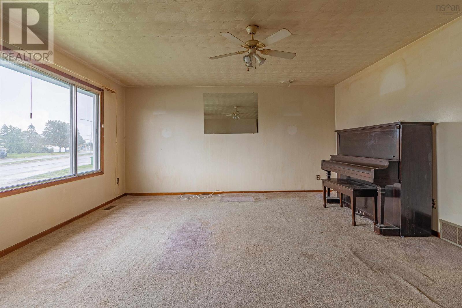 11 Tamarac Drive, Port Hawkesbury, Nova Scotia  B9A 3E6 - Photo 9 - 202621986