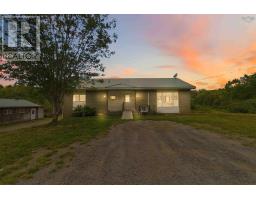 9490 Highway 8, caledonia, Nova Scotia