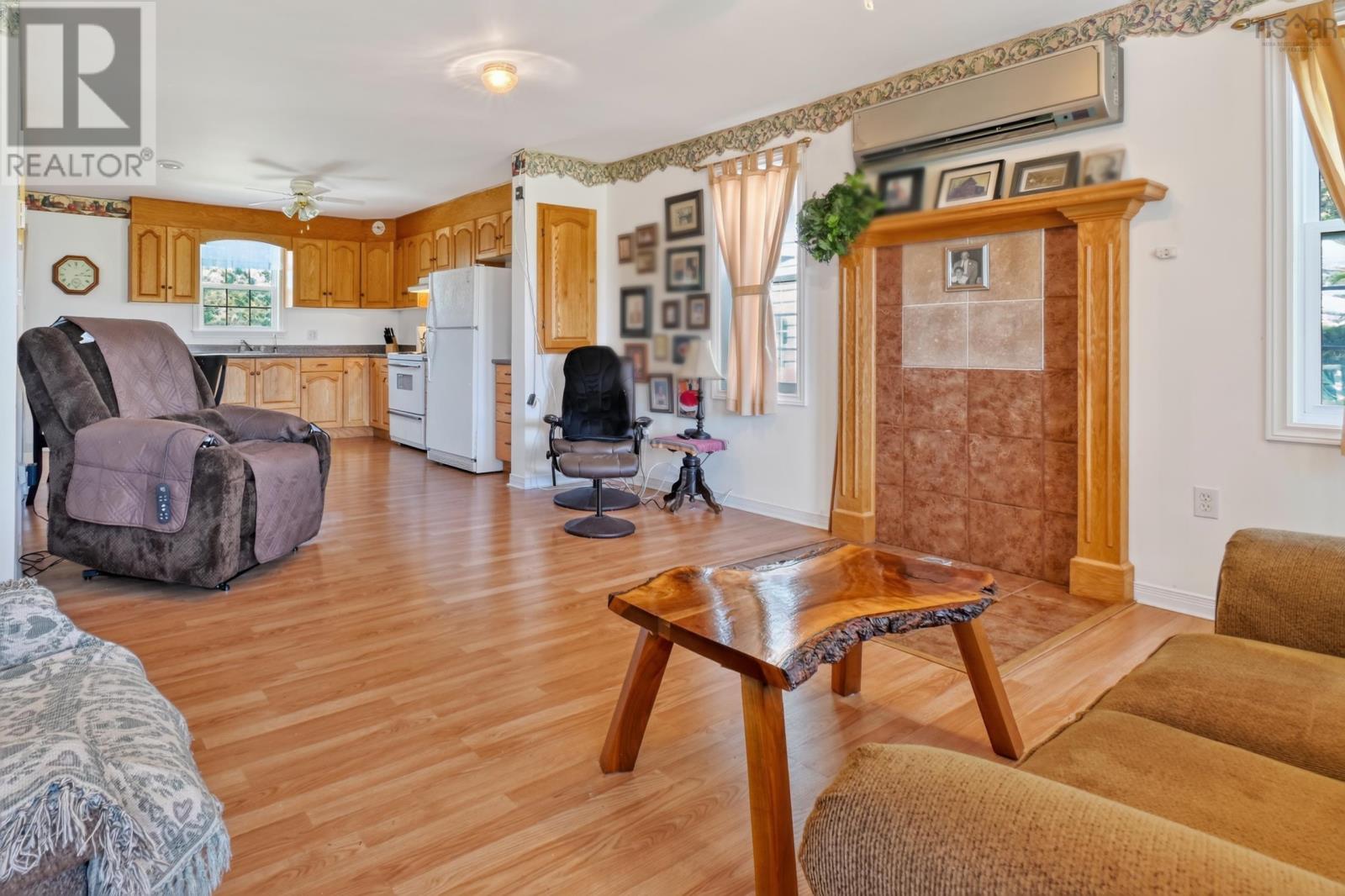 70 Little Harbour Road, Lower L'ardoise, Nova Scotia  B0E 1W0 - Photo 11 - 202622032
