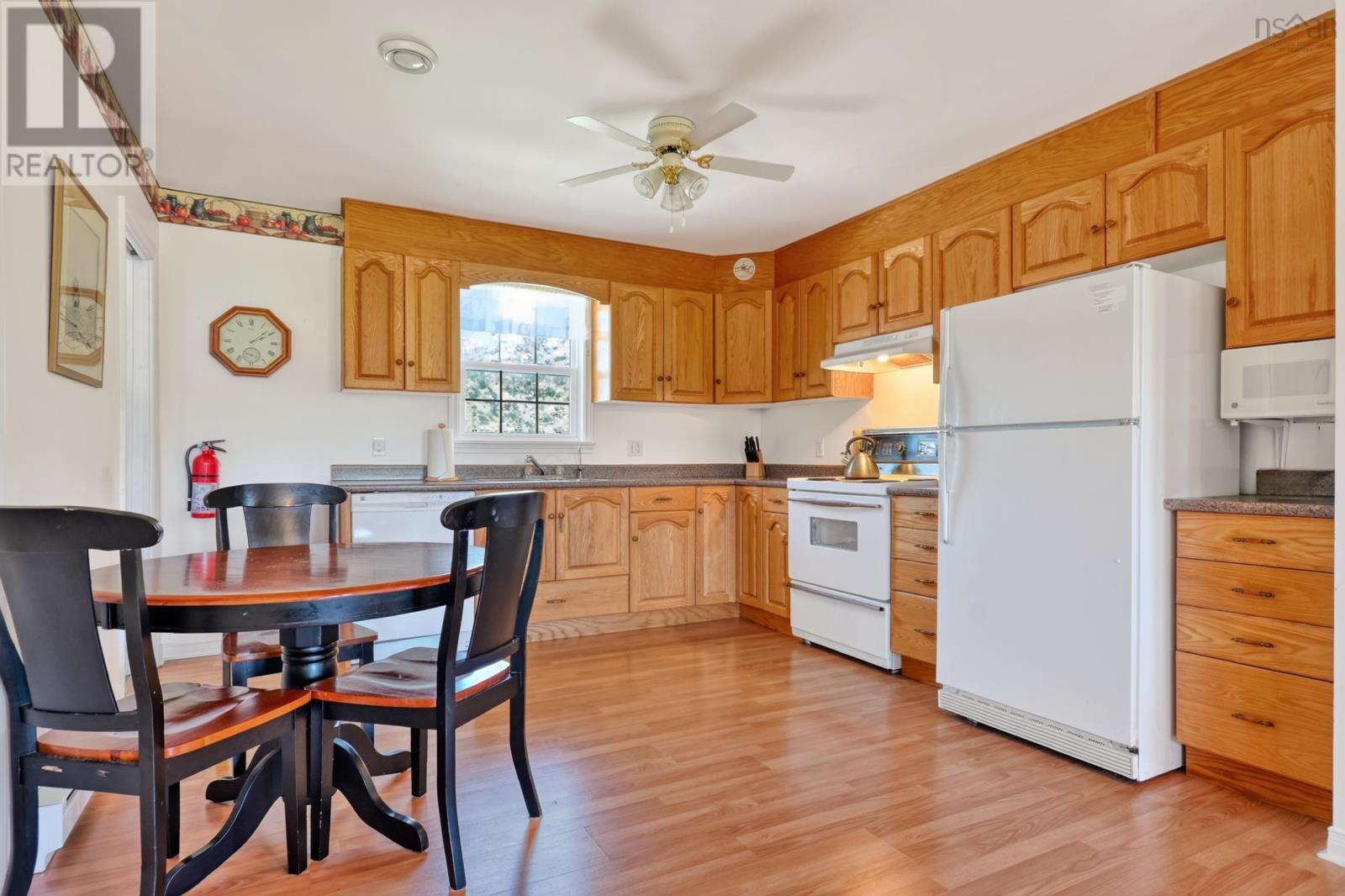 70 Little Harbour Road, Lower L'ardoise, Nova Scotia  B0E 1W0 - Photo 6 - 202622032