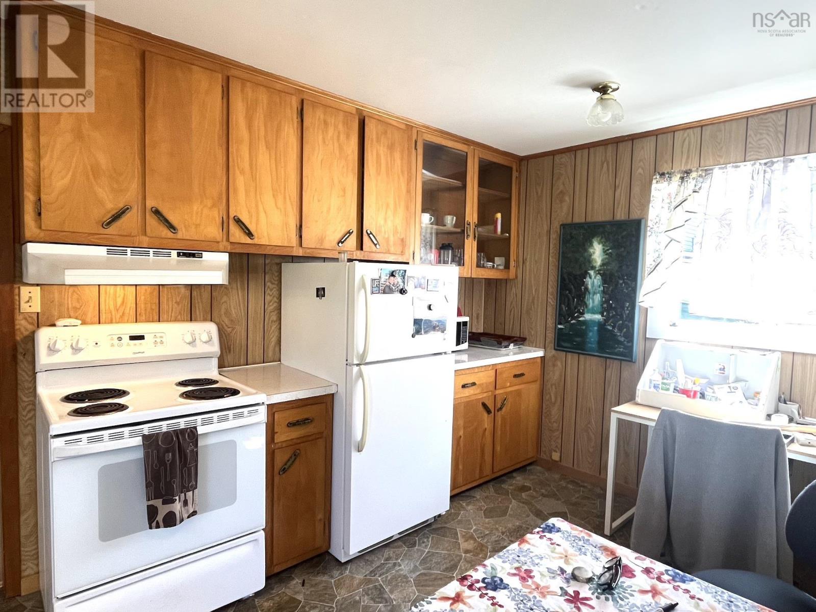 49 Chapel Street, Parrsboro, Nova Scotia  B0M 1S0 - Photo 12 - 202622040