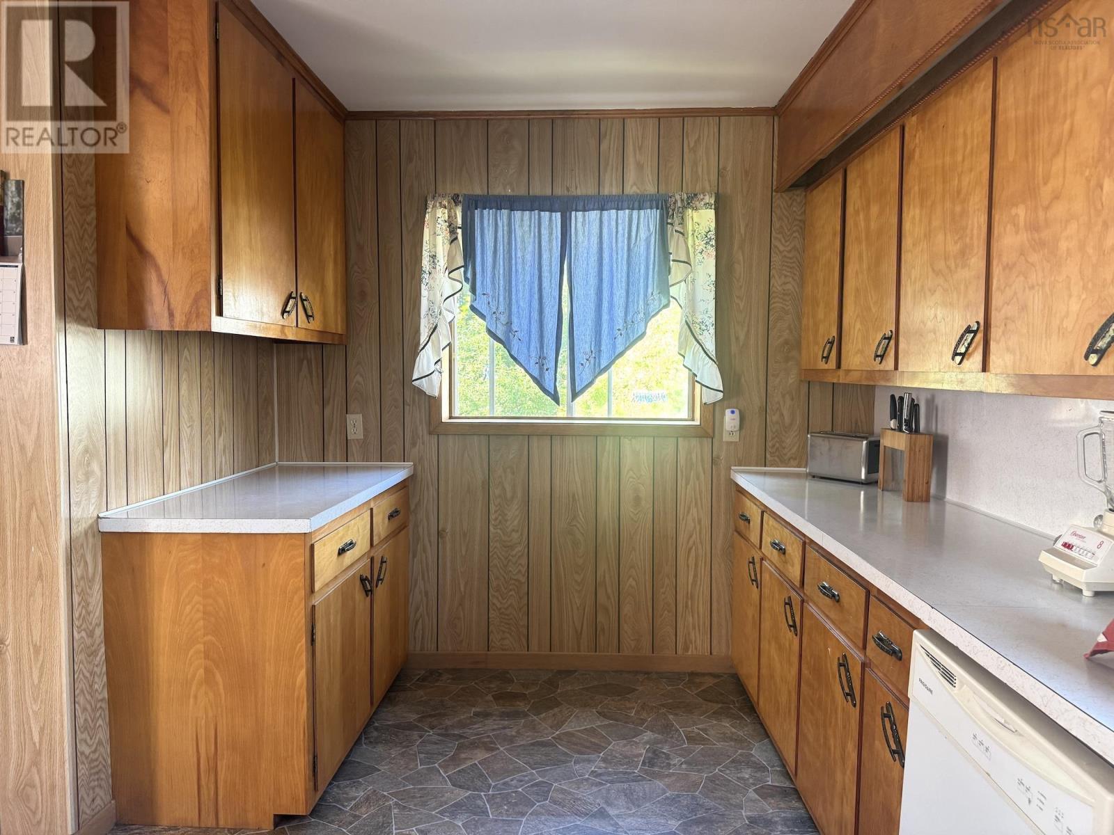 49 Chapel Street, Parrsboro, Nova Scotia  B0M 1S0 - Photo 14 - 202622040