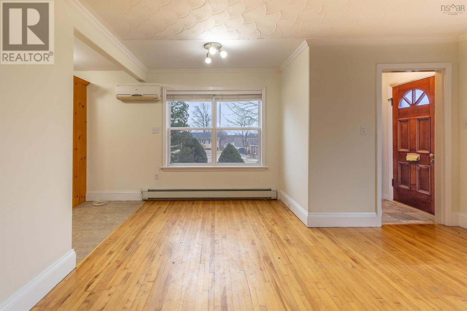 22 Archibald Street, Sydney Mines, Nova Scotia  B1V 2Y5 - Photo 10 - 202622049