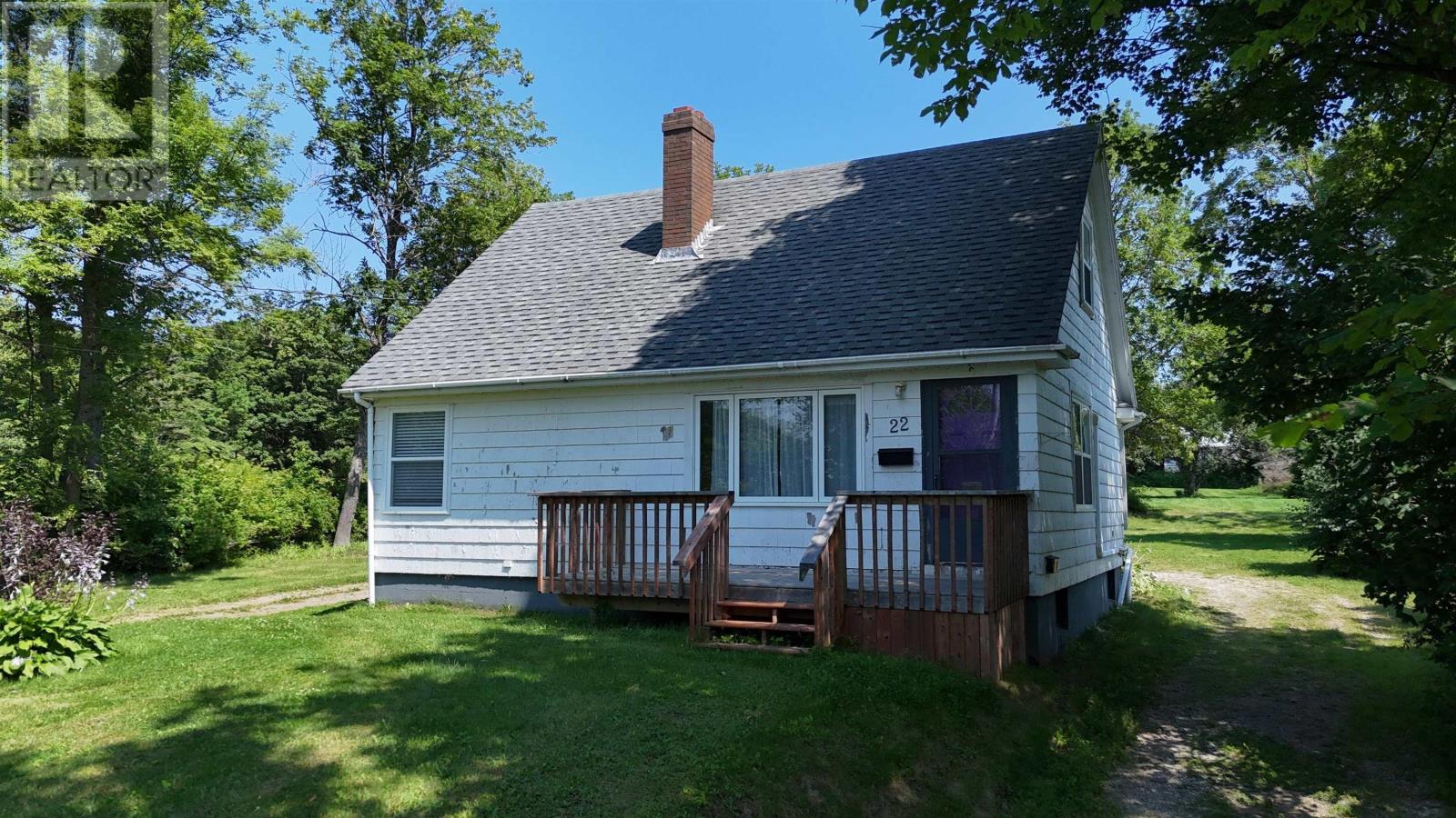 22 Archibald Street, Sydney Mines, Nova Scotia  B1V 2Y5 - Photo 2 - 202622049