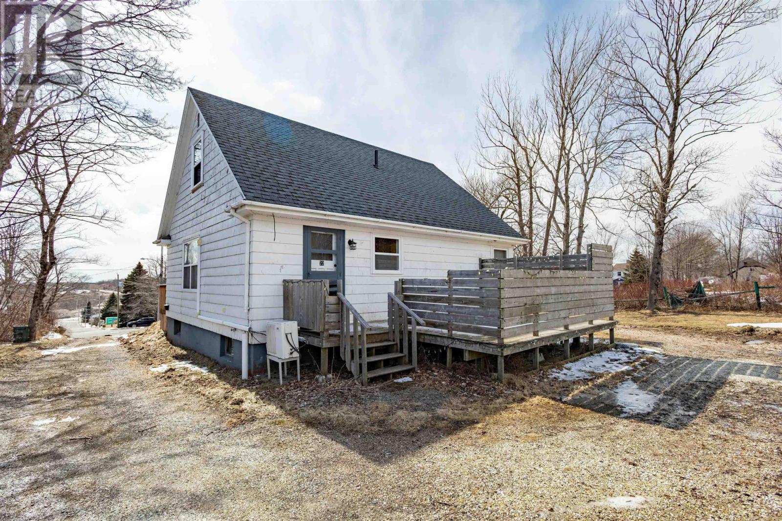 22 Archibald Street, Sydney Mines, Nova Scotia  B1V 2Y5 - Photo 33 - 202622049