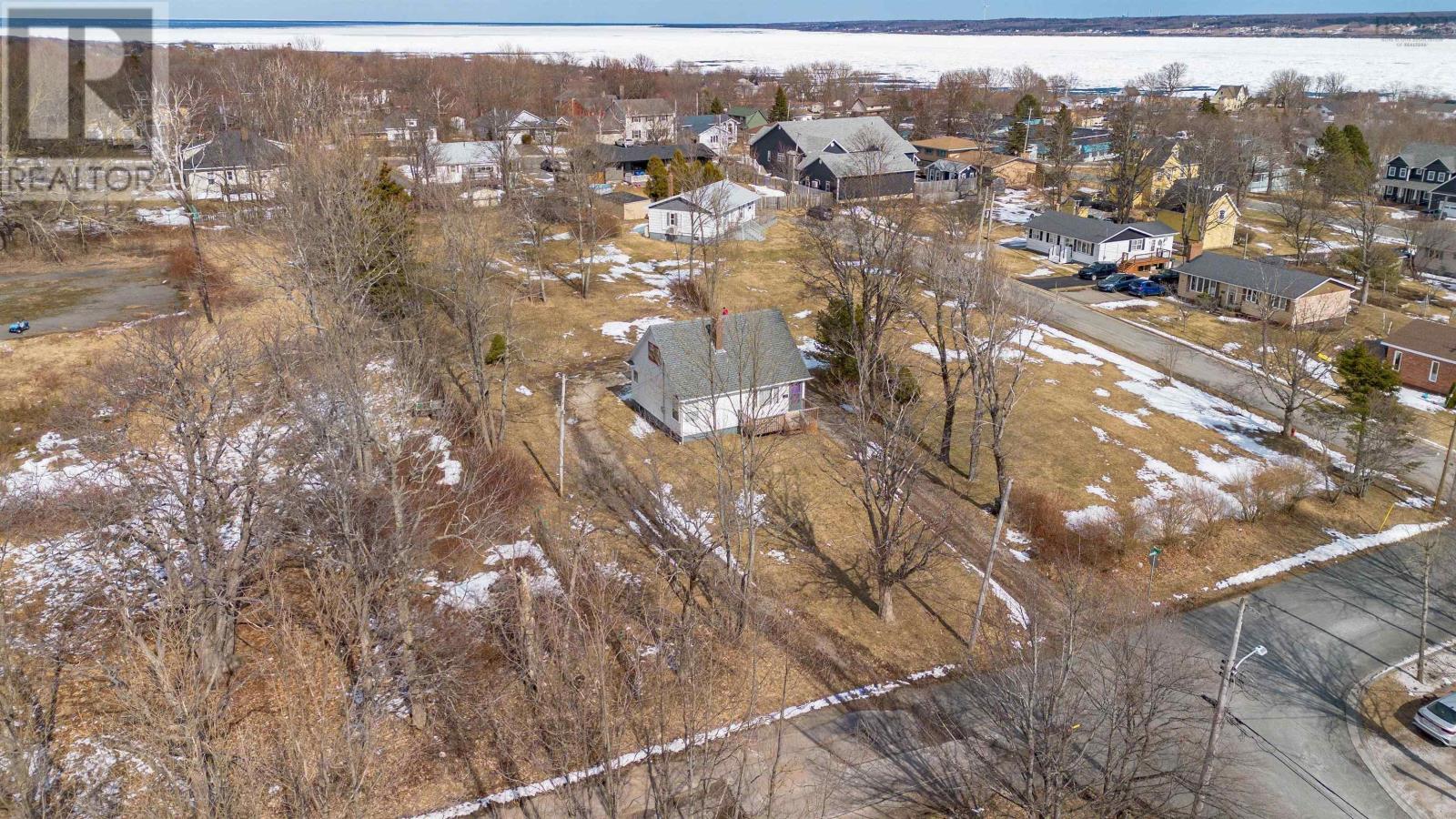 22 Archibald Street, Sydney Mines, Nova Scotia  B1V 2Y5 - Photo 43 - 202622049