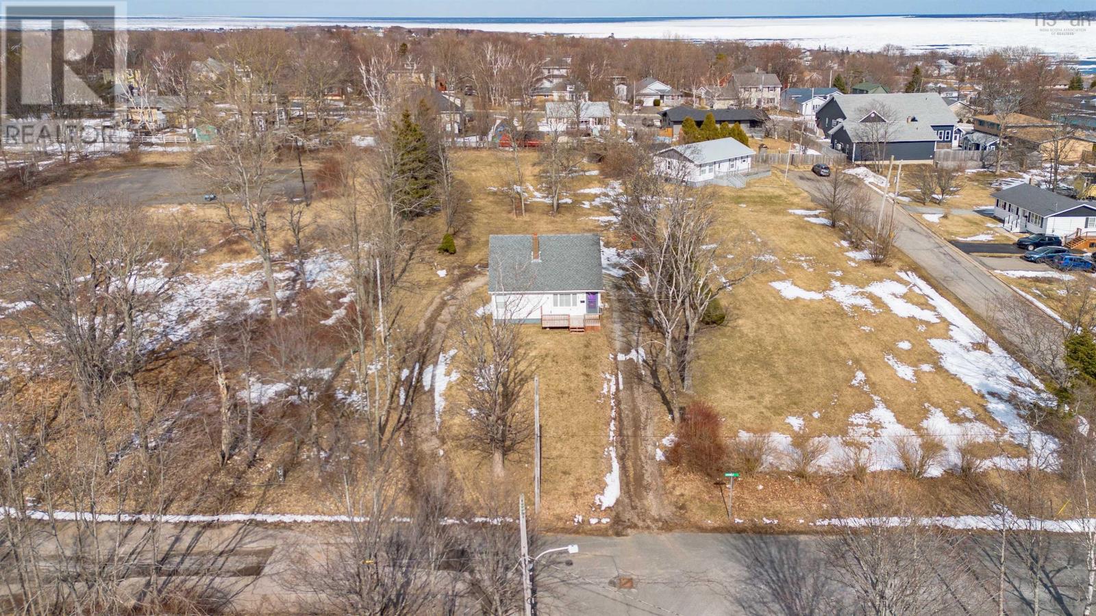 22 Archibald Street, Sydney Mines, Nova Scotia  B1V 2Y5 - Photo 44 - 202622049
