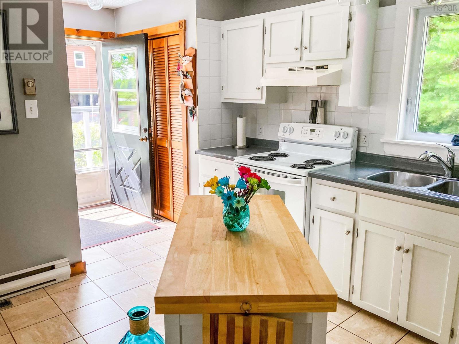 154 North Kemptville Road, Kemptville, Nova Scotia  B5A 5P2 - Photo 12 - 202622060