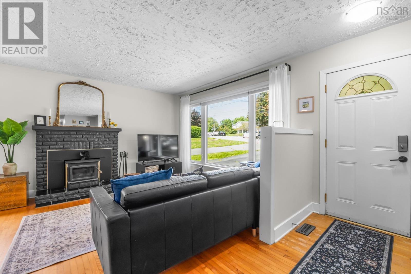3 Rexdale Avenue, Fleming Heights, Nova Scotia  B3P 2B4 - Photo 3 - 202622065