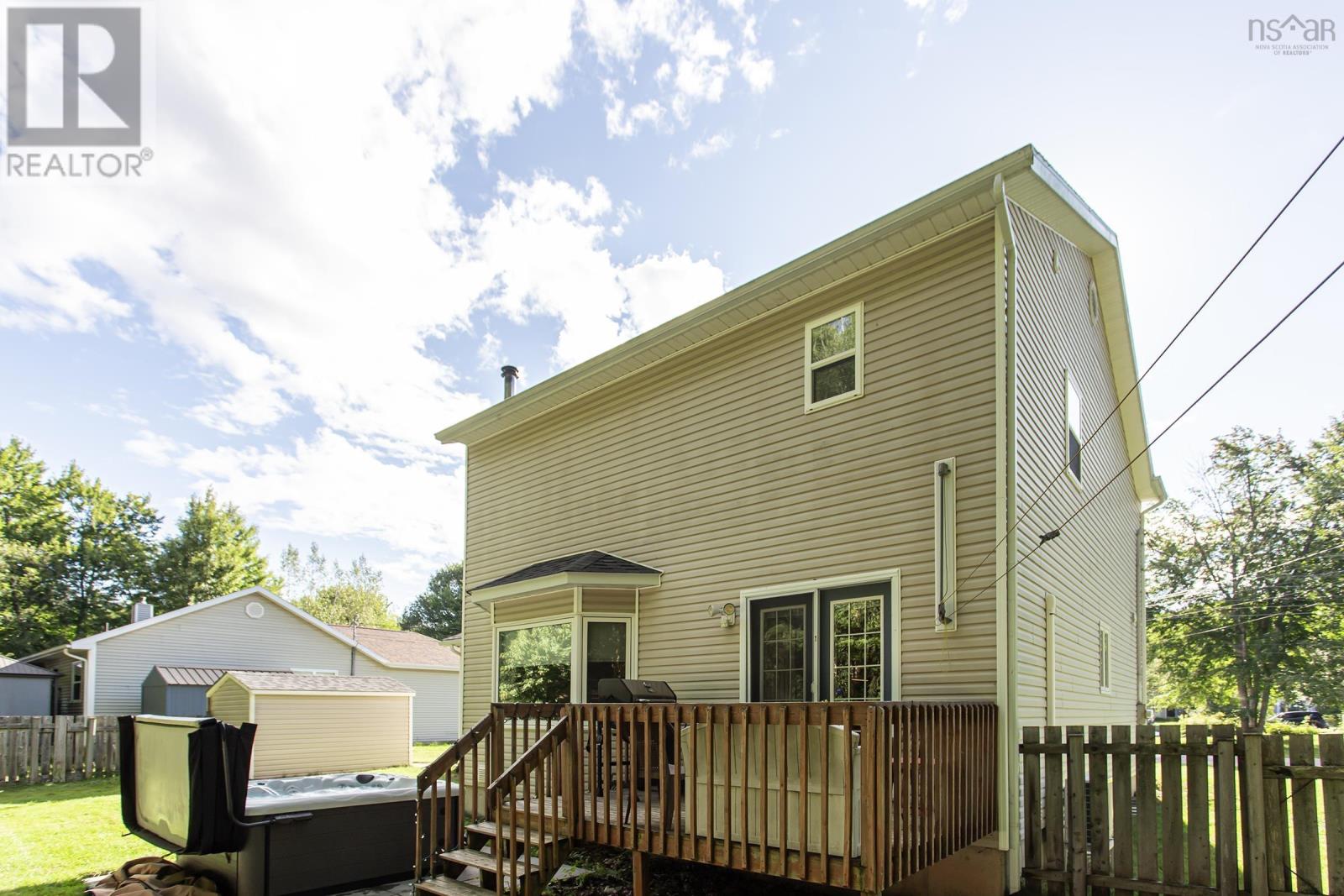 27 Pinecrest Drive, Middleton, Nova Scotia  B0S 1P0 - Photo 8 - 202622113