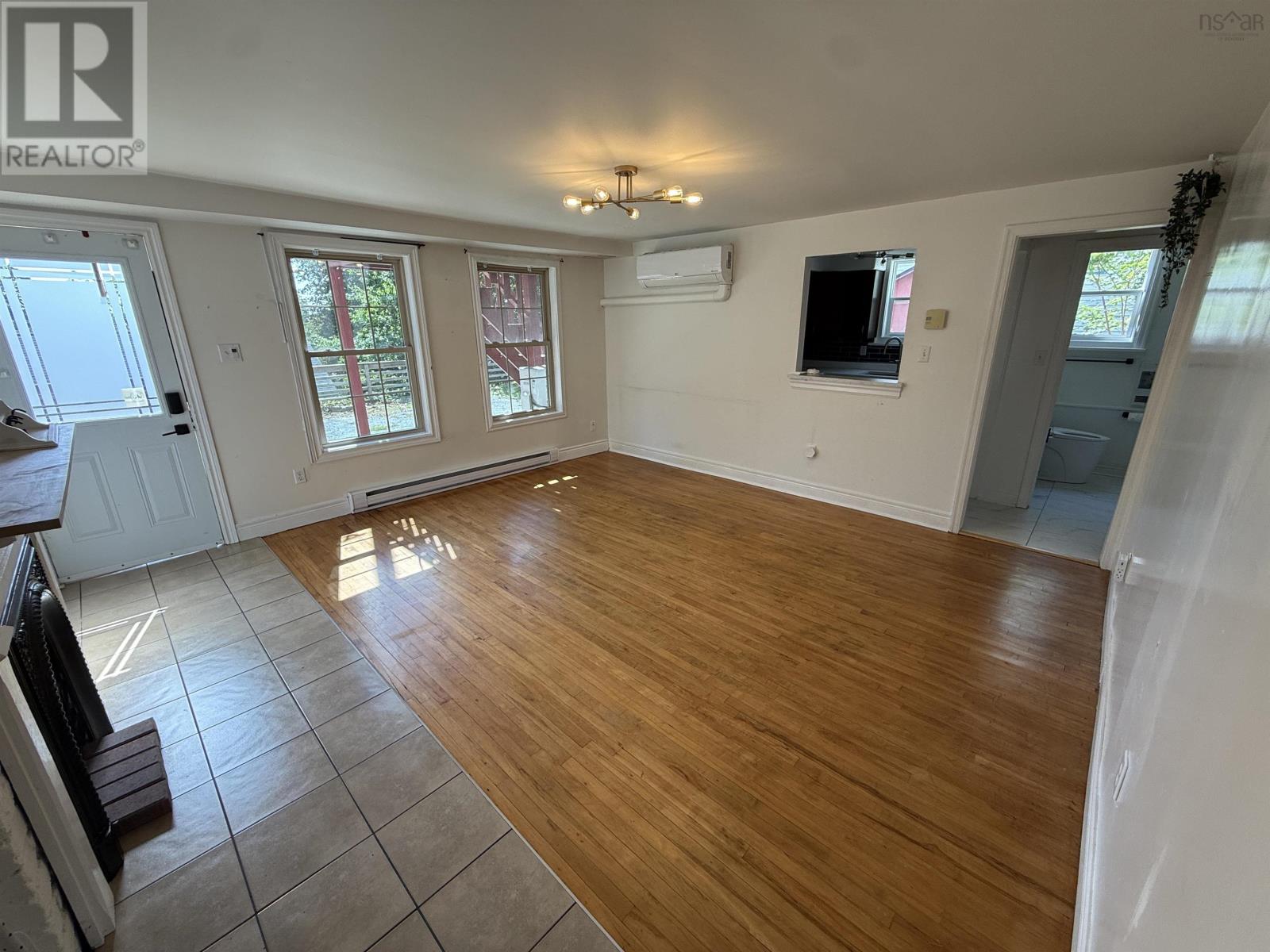 6&8 Tulip Street, Crichton Park, Nova Scotia  B3A 2S4 - Photo 6 - 202622165