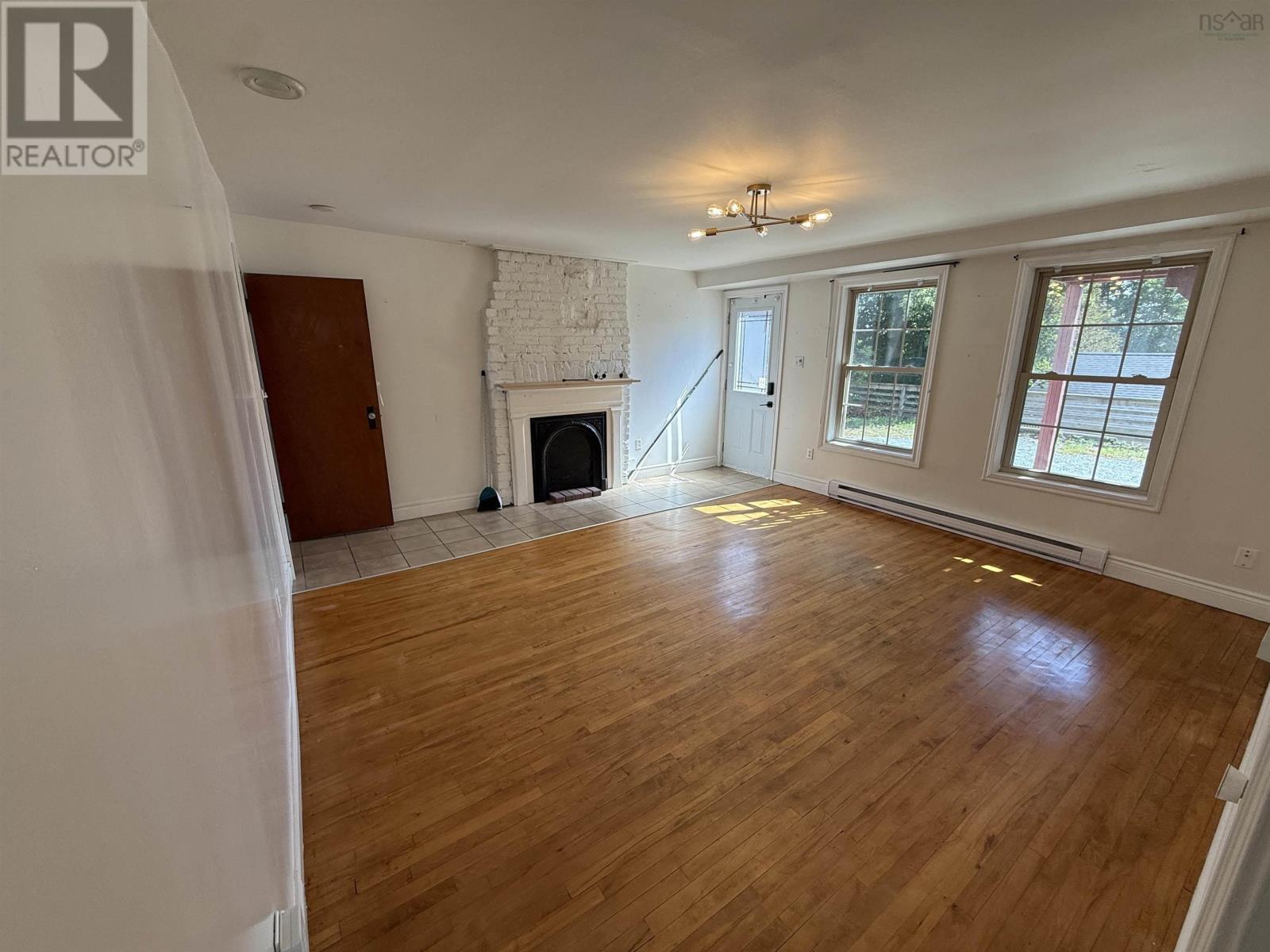 6&8 Tulip Street, Crichton Park, Nova Scotia  B3A 2S4 - Photo 7 - 202622165