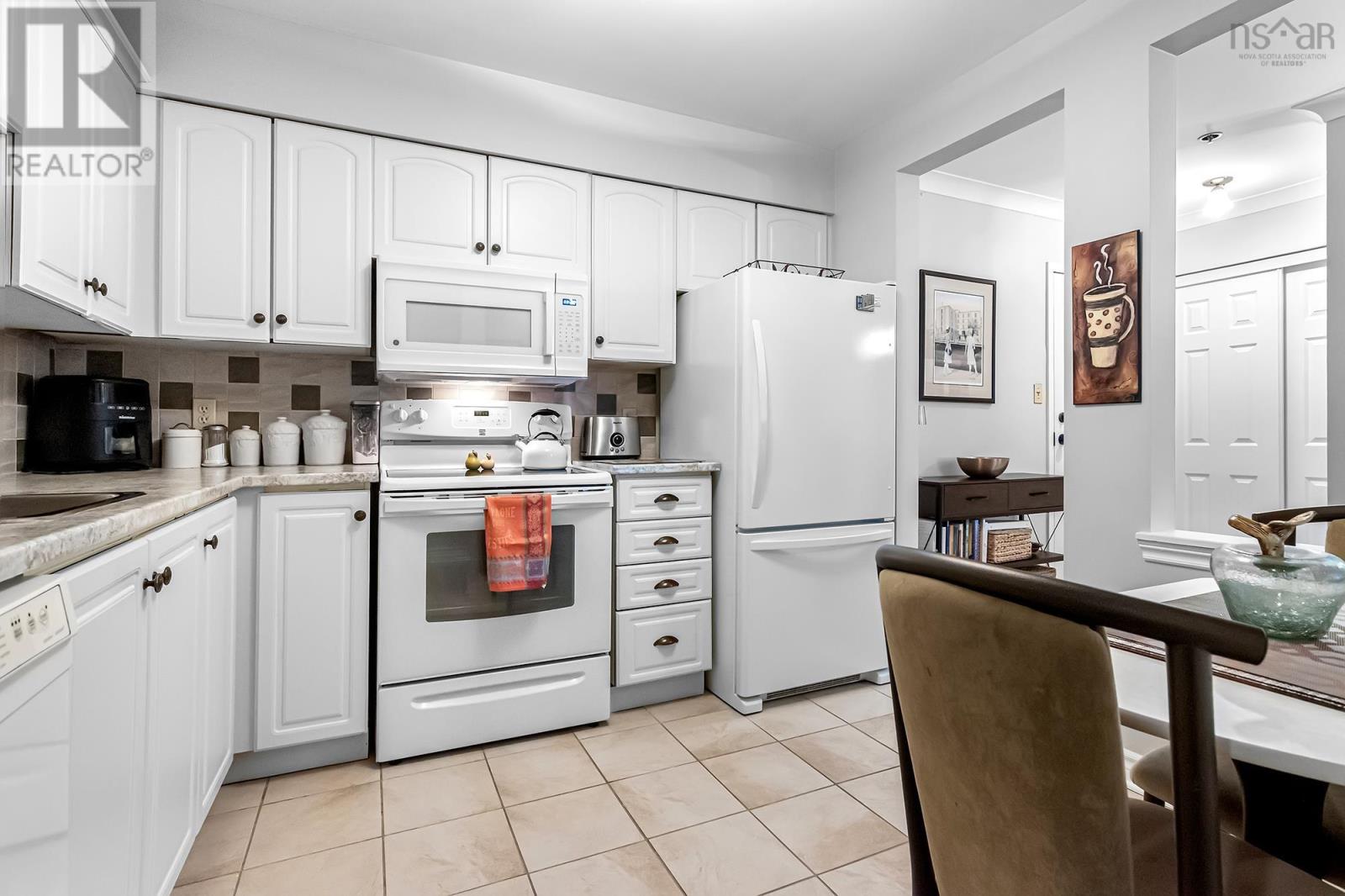 308 93 Kearney Lake Road, Halifax, Nova Scotia  B3M 4B7 - Photo 8 - 202622408