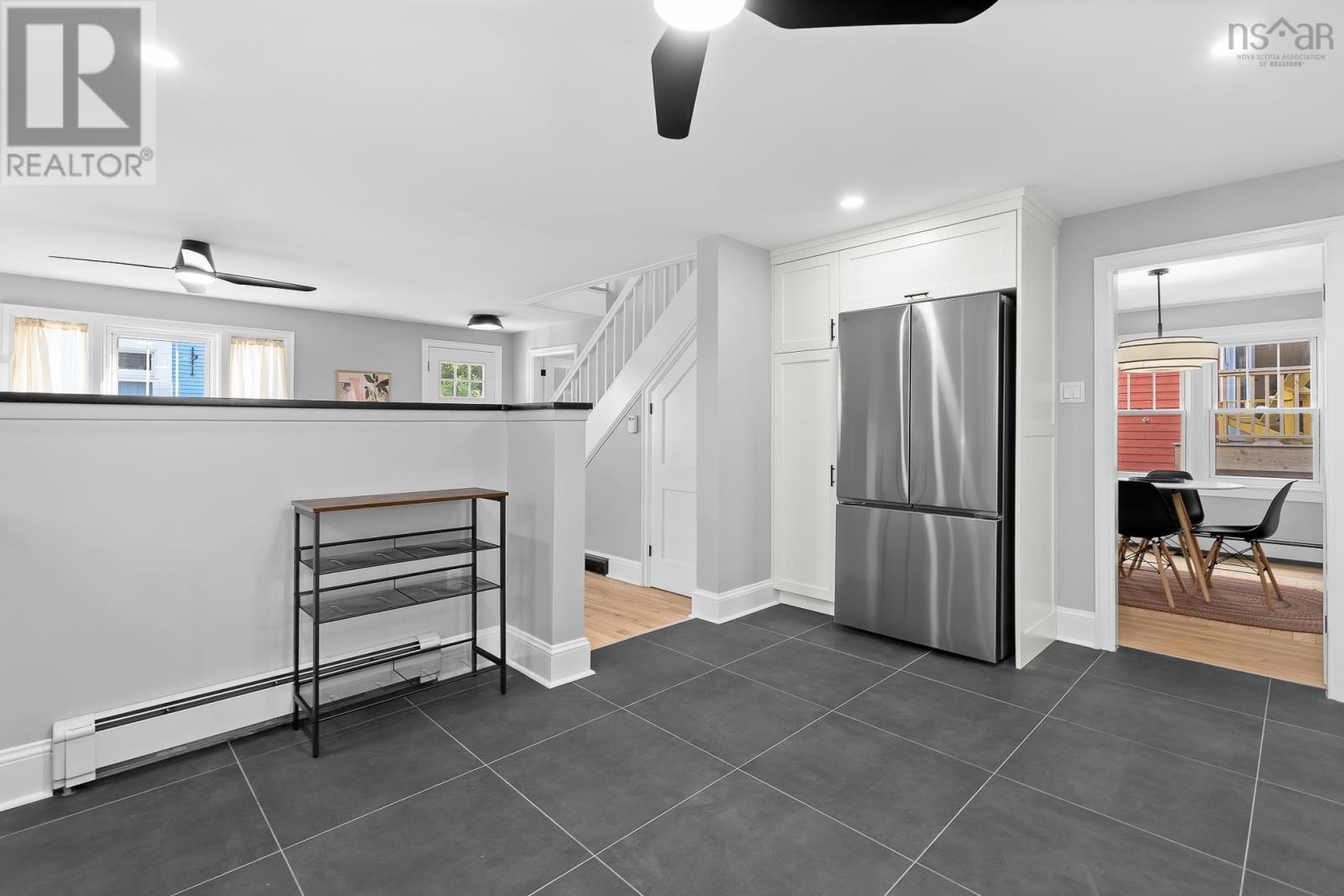 55 Lawrence Street, Lunenburg, Nova Scotia  B0J 2C0 - Photo 10 - 202622409