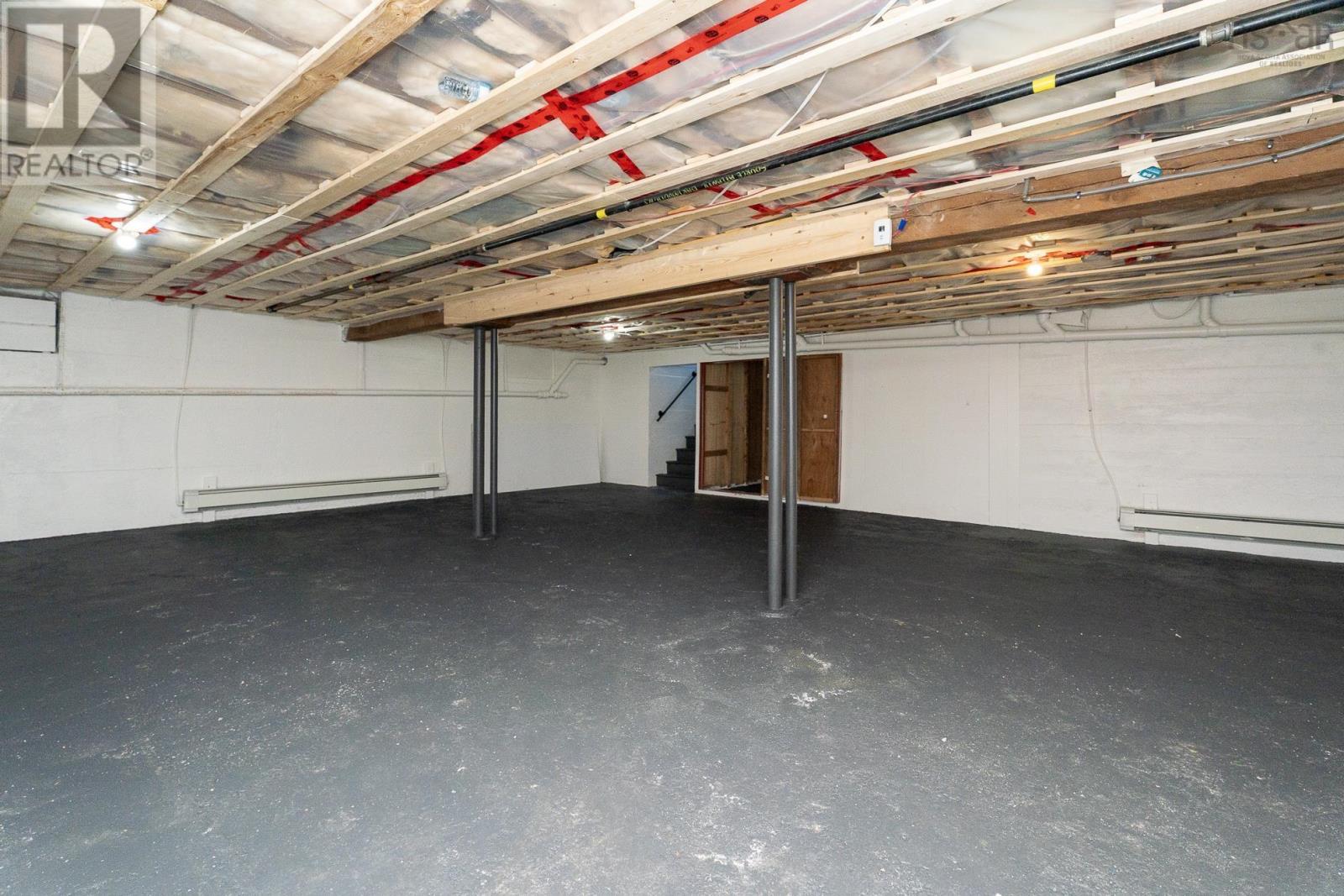 55 Lawrence Street, Lunenburg, Nova Scotia  B0J 2C0 - Photo 32 - 202622409