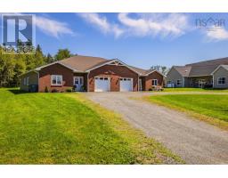 144-146 VILLAGE LINE Avenue, valley, Nova Scotia