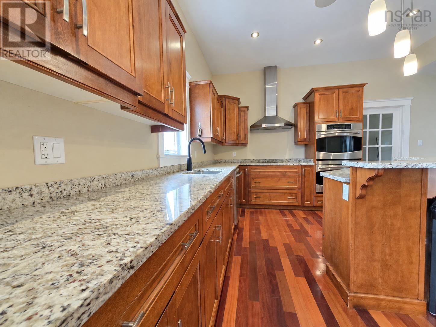74 Hospital Street, Sydney, Nova Scotia  B1P 0C3 - Photo 11 - 202622695