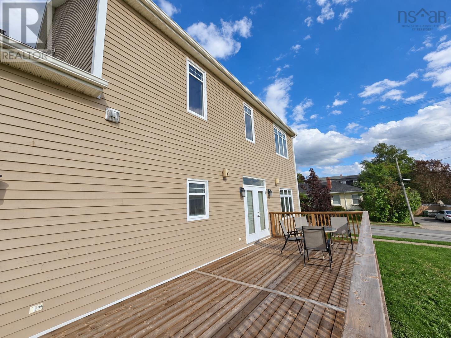 74 Hospital Street, Sydney, Nova Scotia  B1P 0C3 - Photo 5 - 202622695