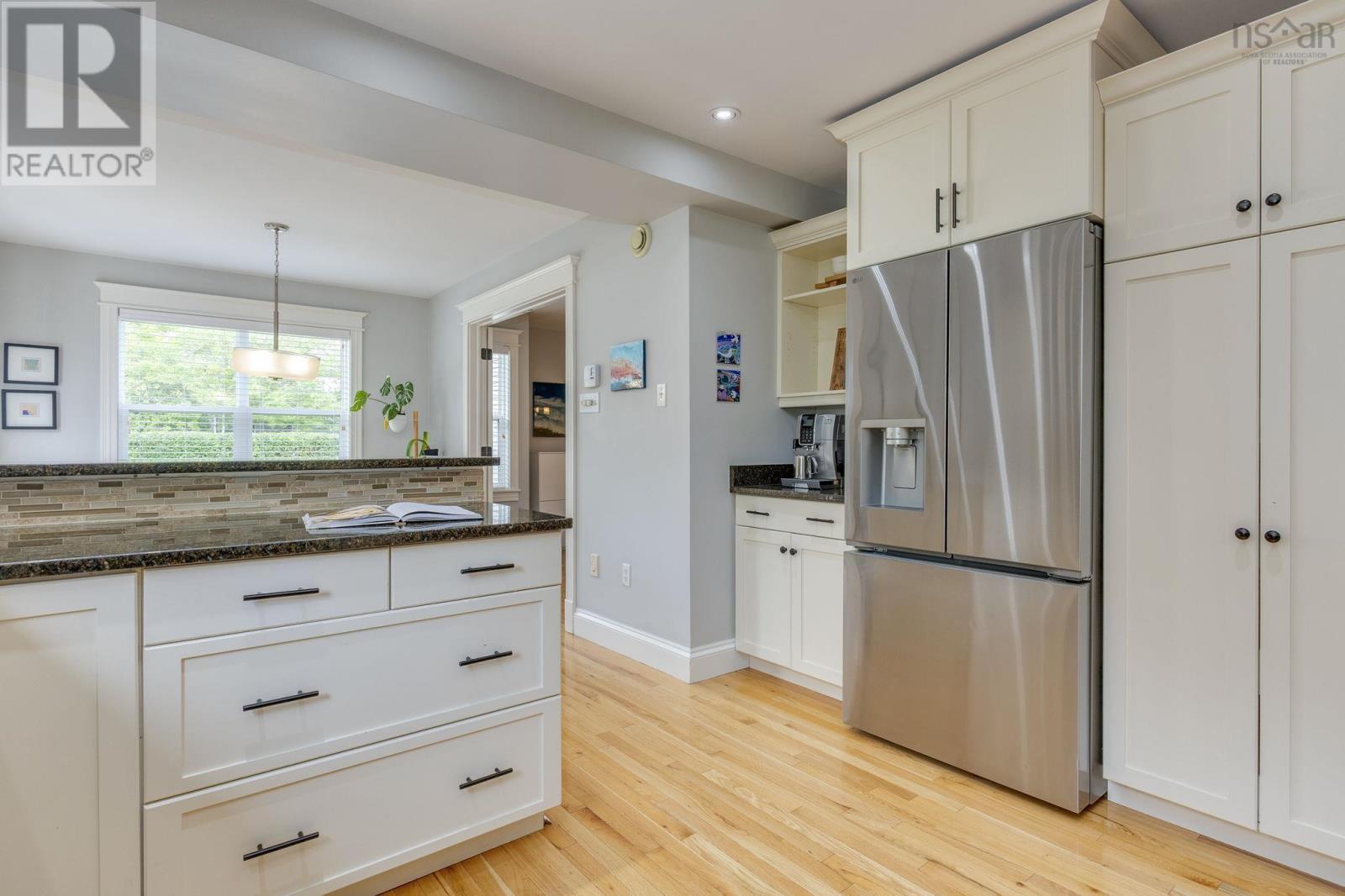 5 Edgewater Close, Dartmouth, Nova Scotia  B2W 6S3 - Photo 18 - 202622753