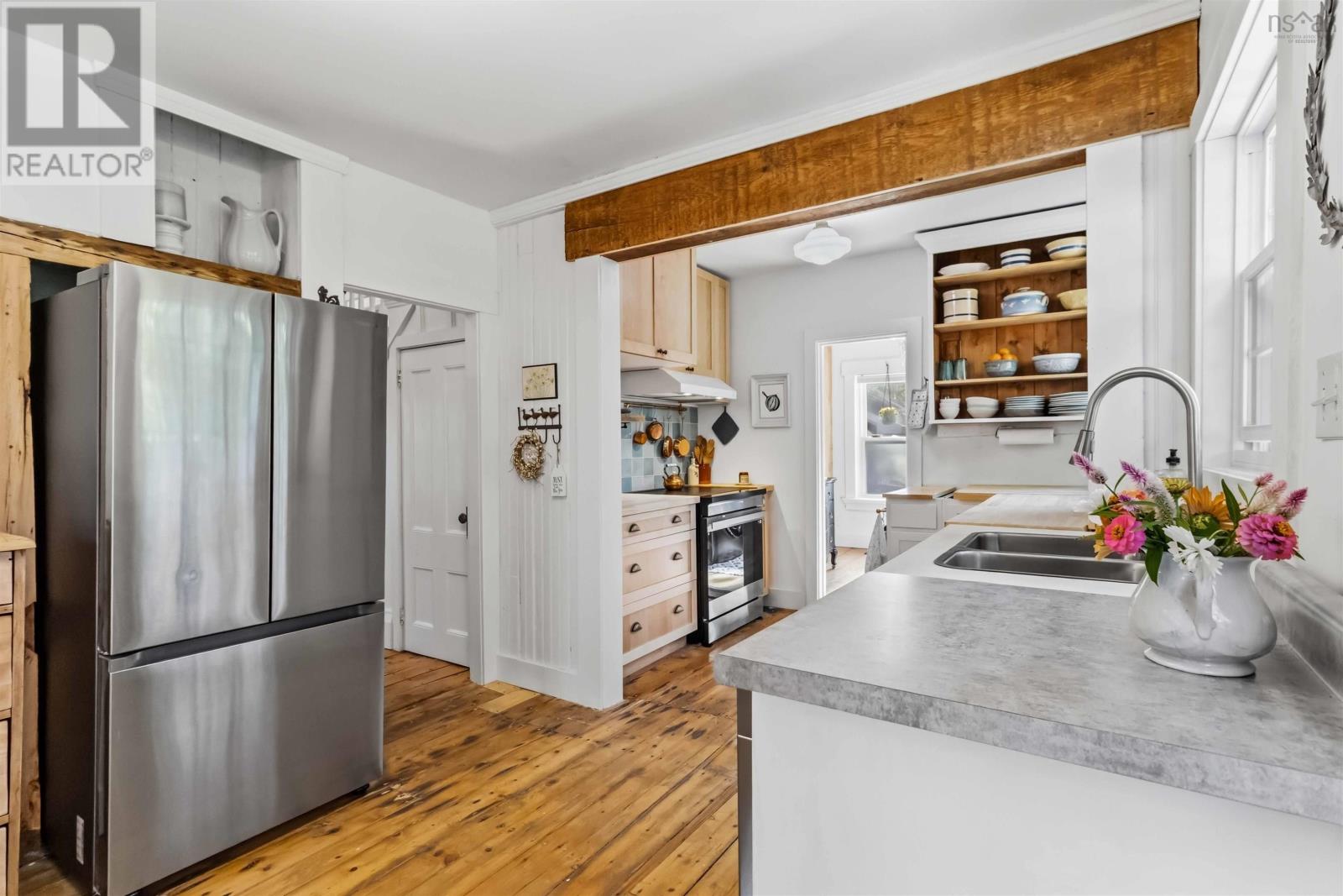 102 Pleasant Street, Mahone Bay, Nova Scotia  B0J 2E0 - Photo 16 - 202623145